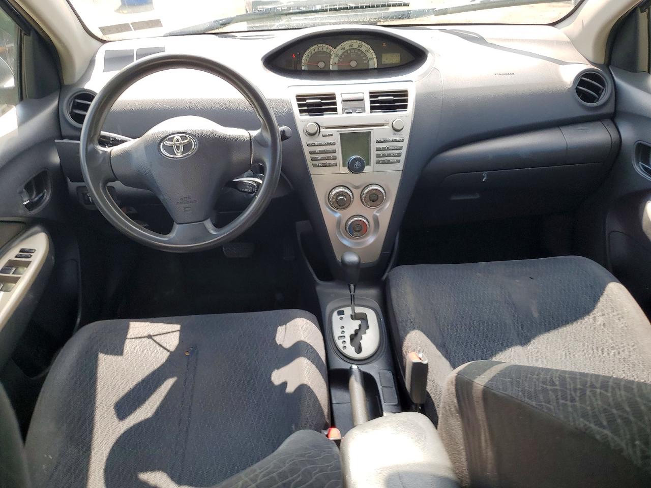 2008 Toyota Yaris Base Blue vin: JTDBT903881224962