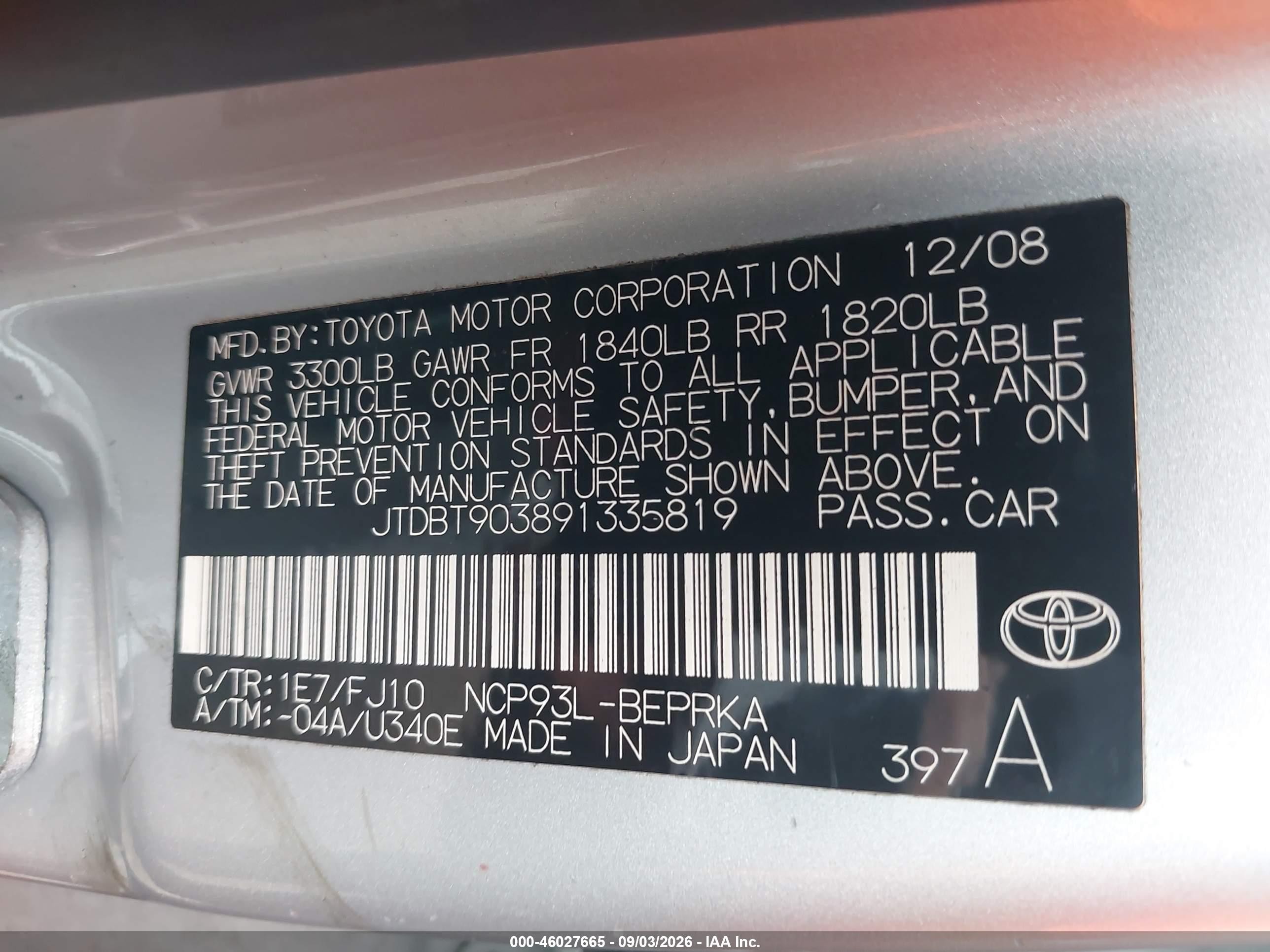 2009 Toyota Yaris   Серебряный vin: JTDBT903891335819