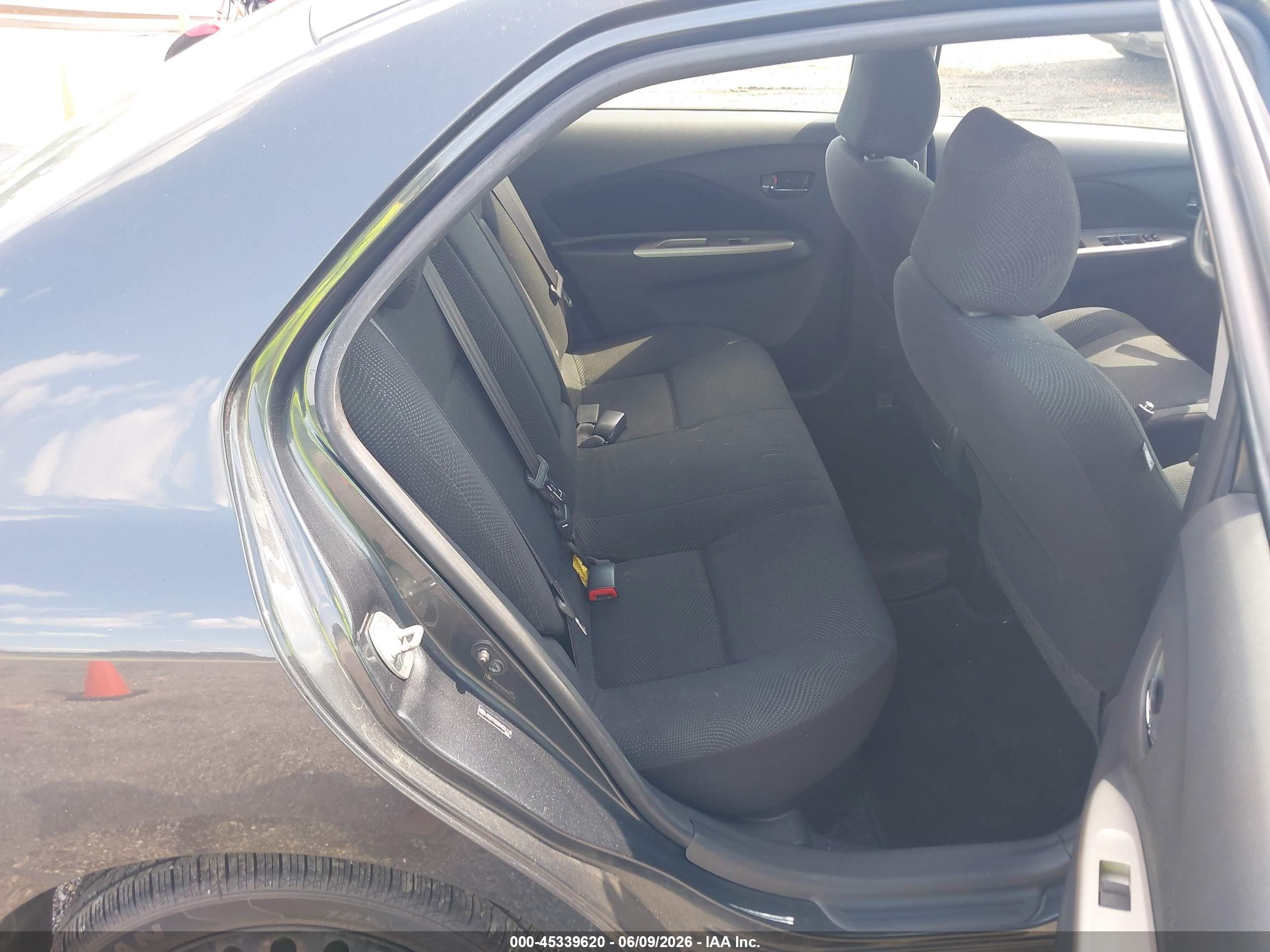 2009 Toyota Yaris   Gray vin: JTDBT903894051119
