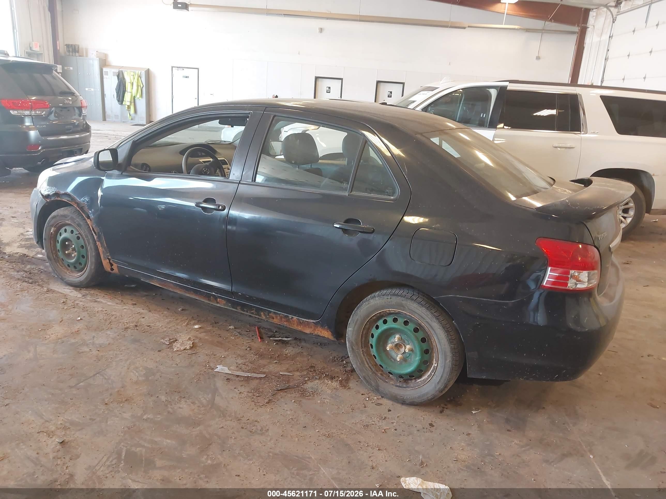 2007 Toyota Yaris   Black vin: JTDBT903971149848