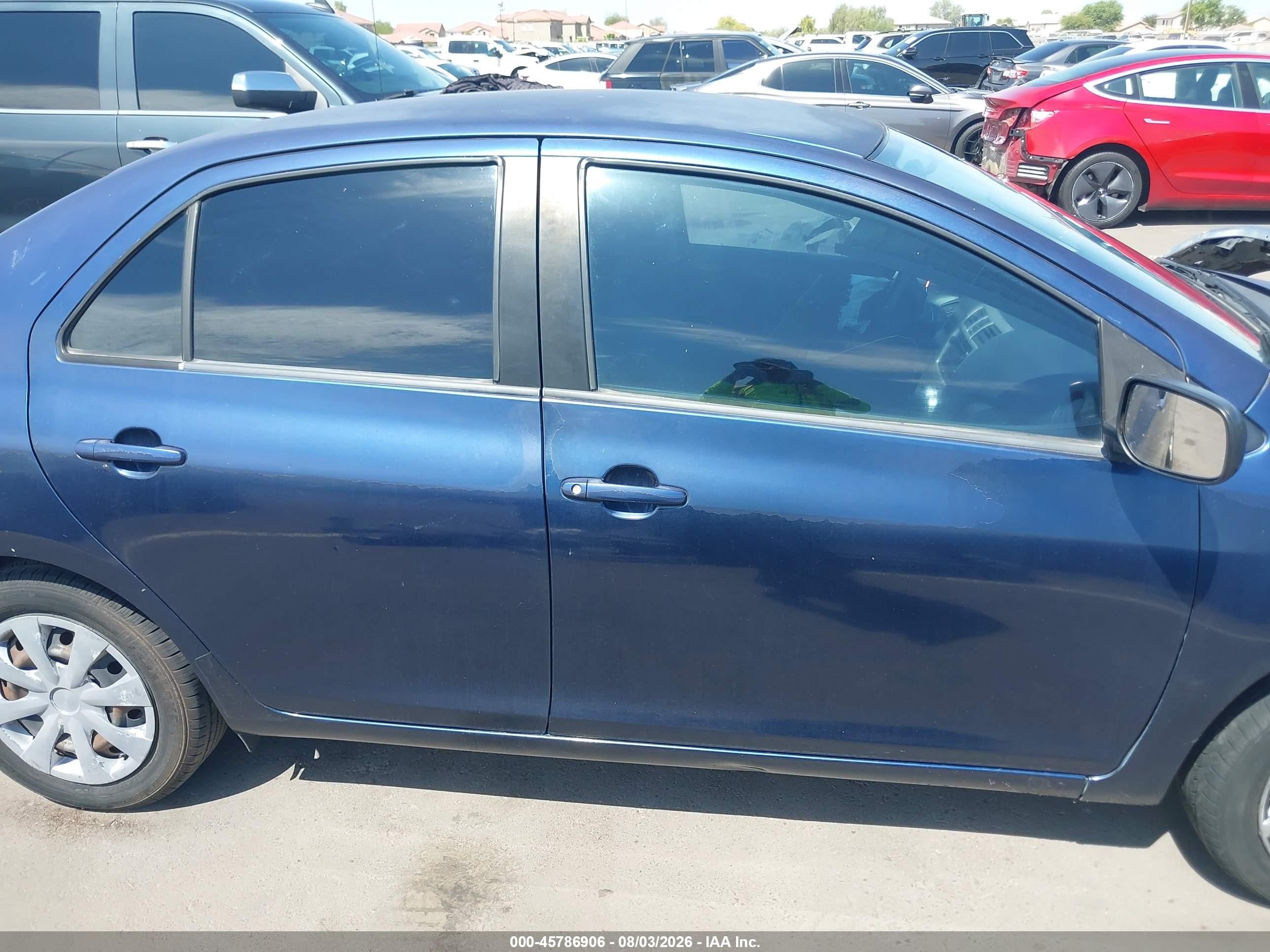 2007 Toyota Yaris   Blue vin: JTDBT923071079962