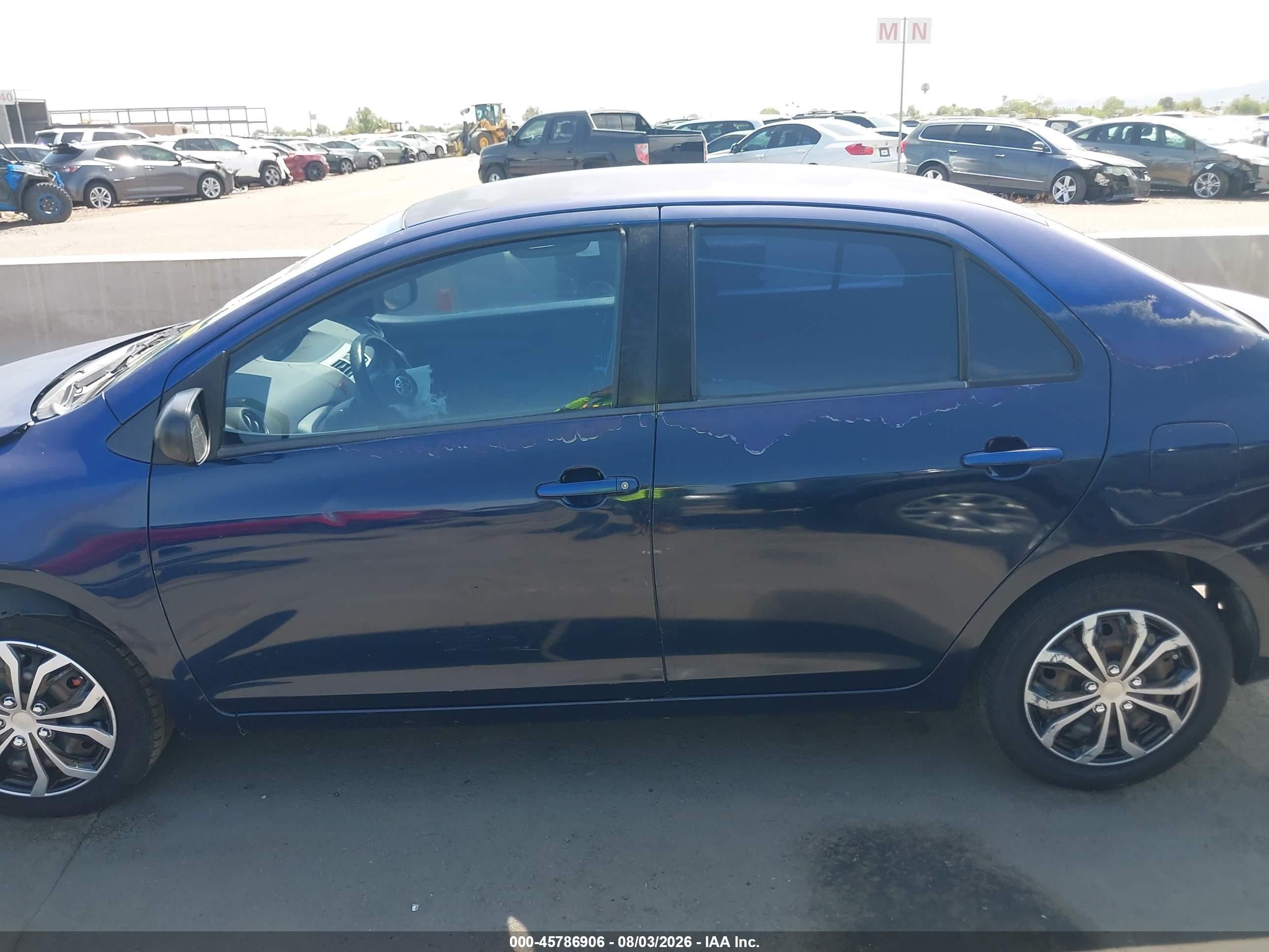 2007 Toyota Yaris   Blue vin: JTDBT923071079962