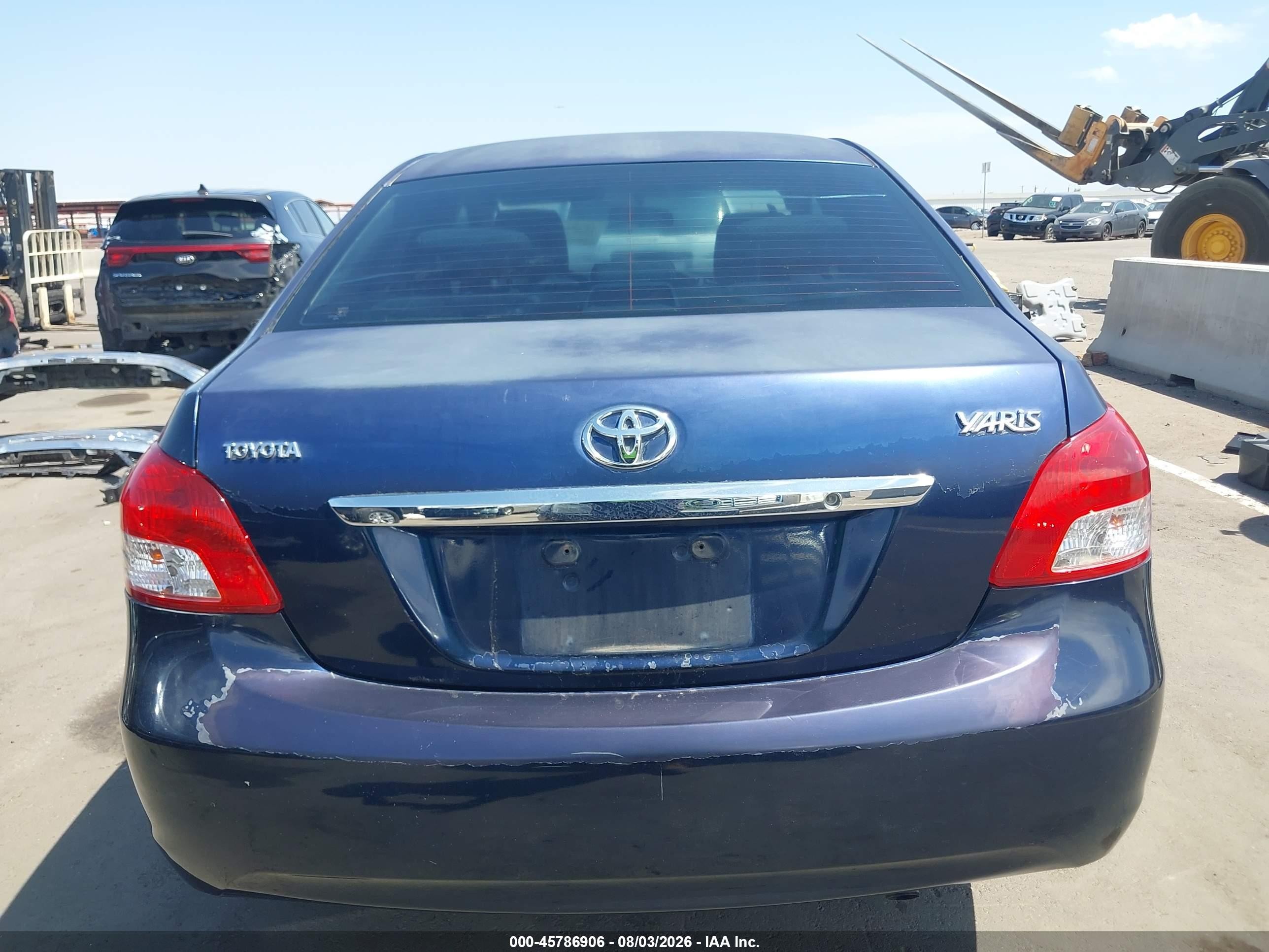 2007 Toyota Yaris   Blue vin: JTDBT923071079962