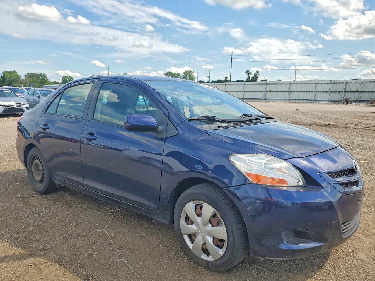 2007 Toyota Yaris Base Blue vin: JTDBT923071080738