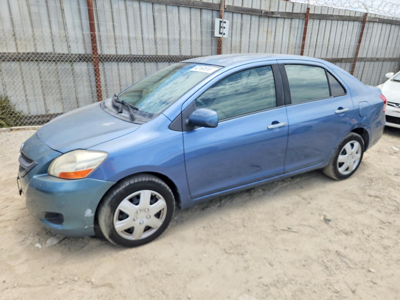 2007 Toyota Yaris Base Blue vin: JTDBT923071082425