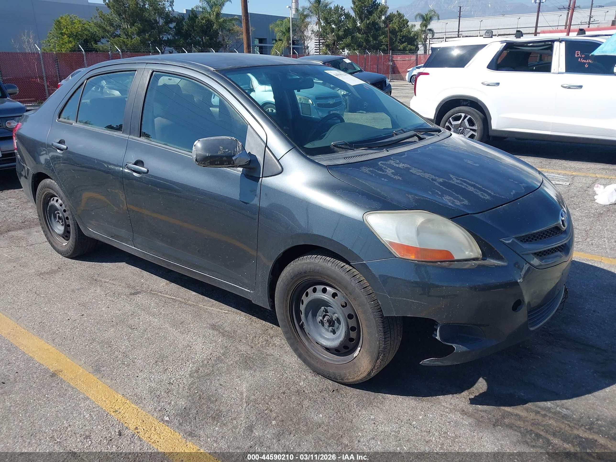 2007 Toyota Yaris   Black vin: JTDBT923071113852