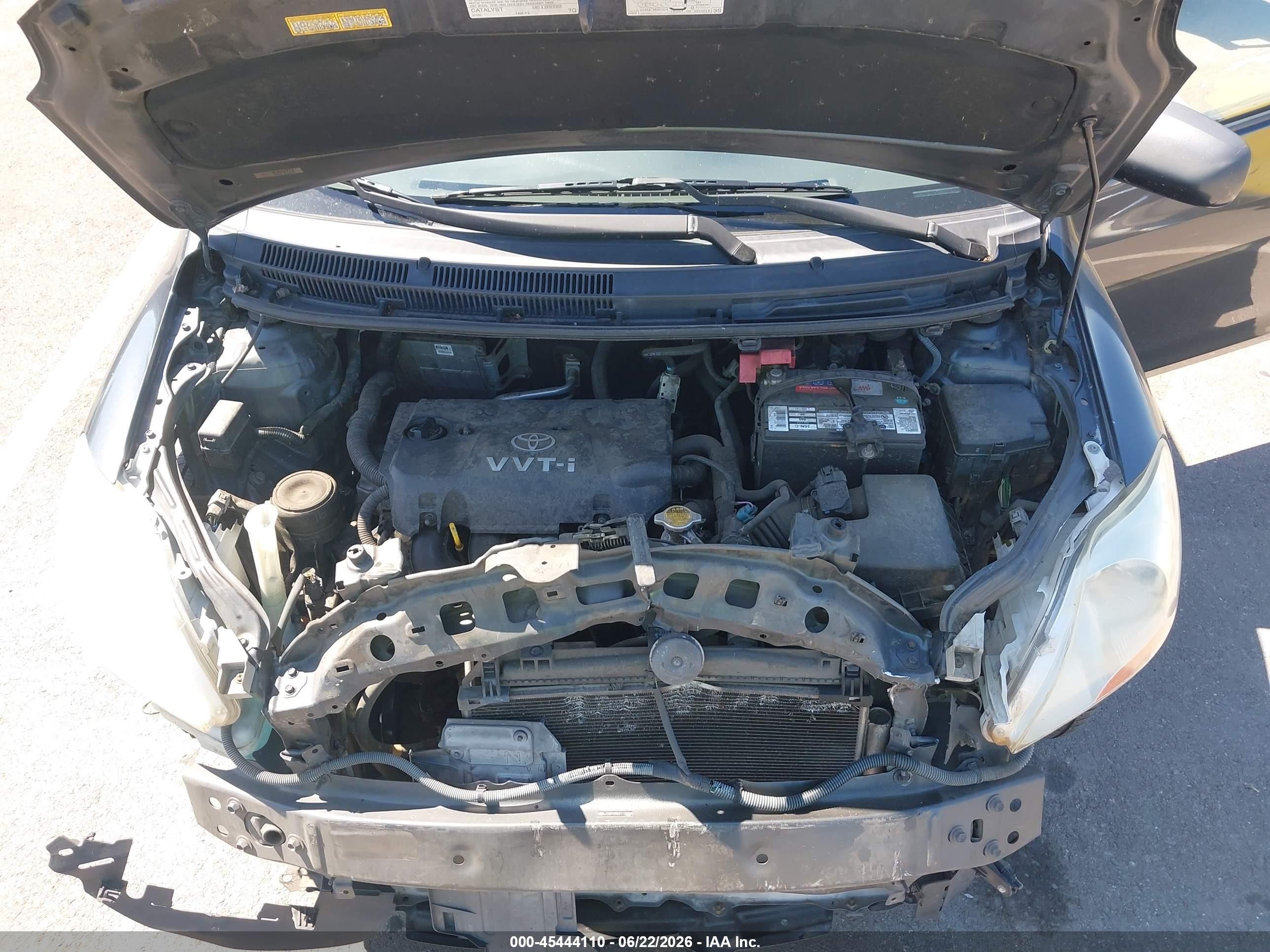 2007 Toyota Yaris   Gray vin: JTDBT923071120526