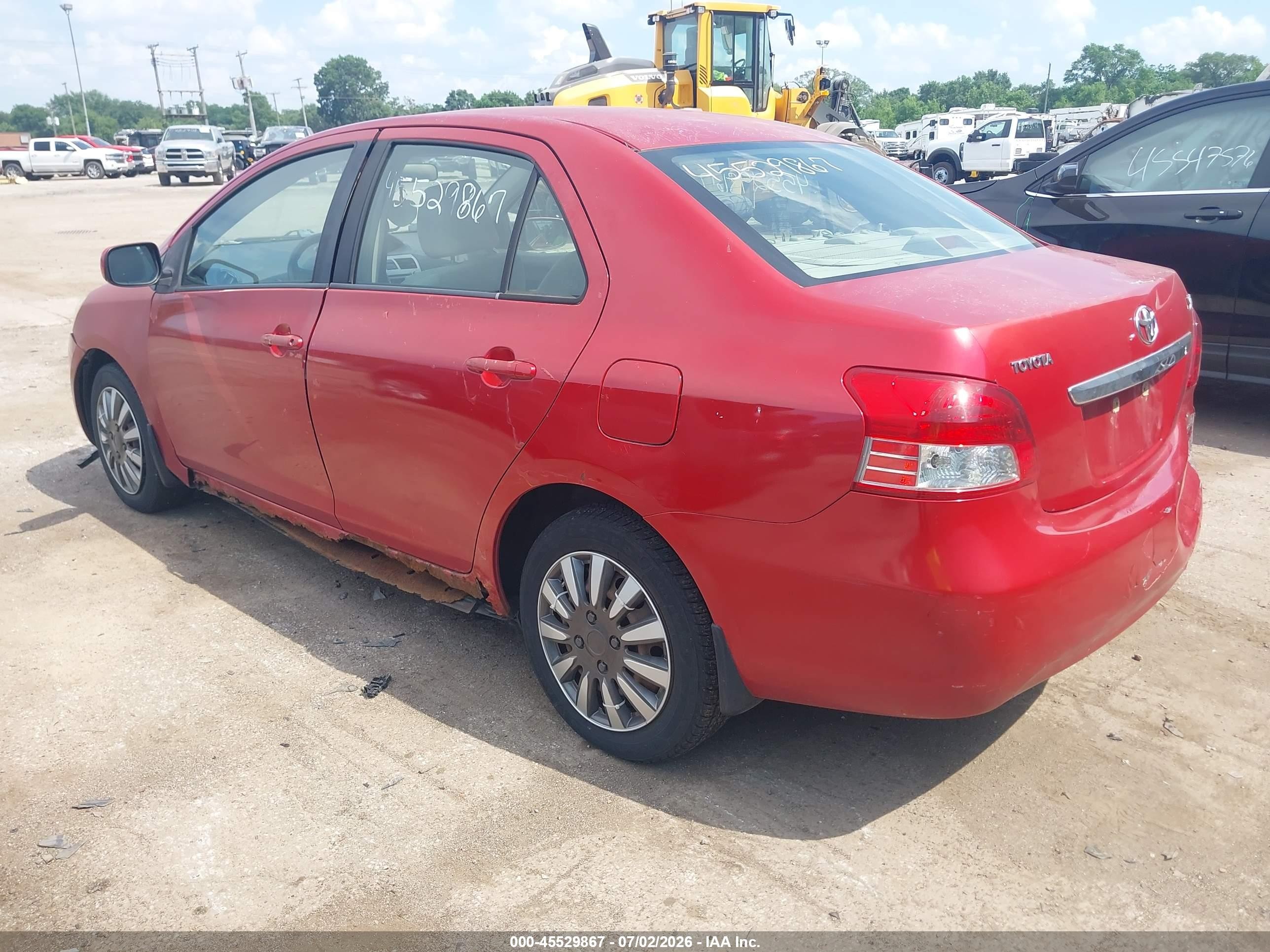 2007 Toyota Yaris   Красный vin: JTDBT923071158886