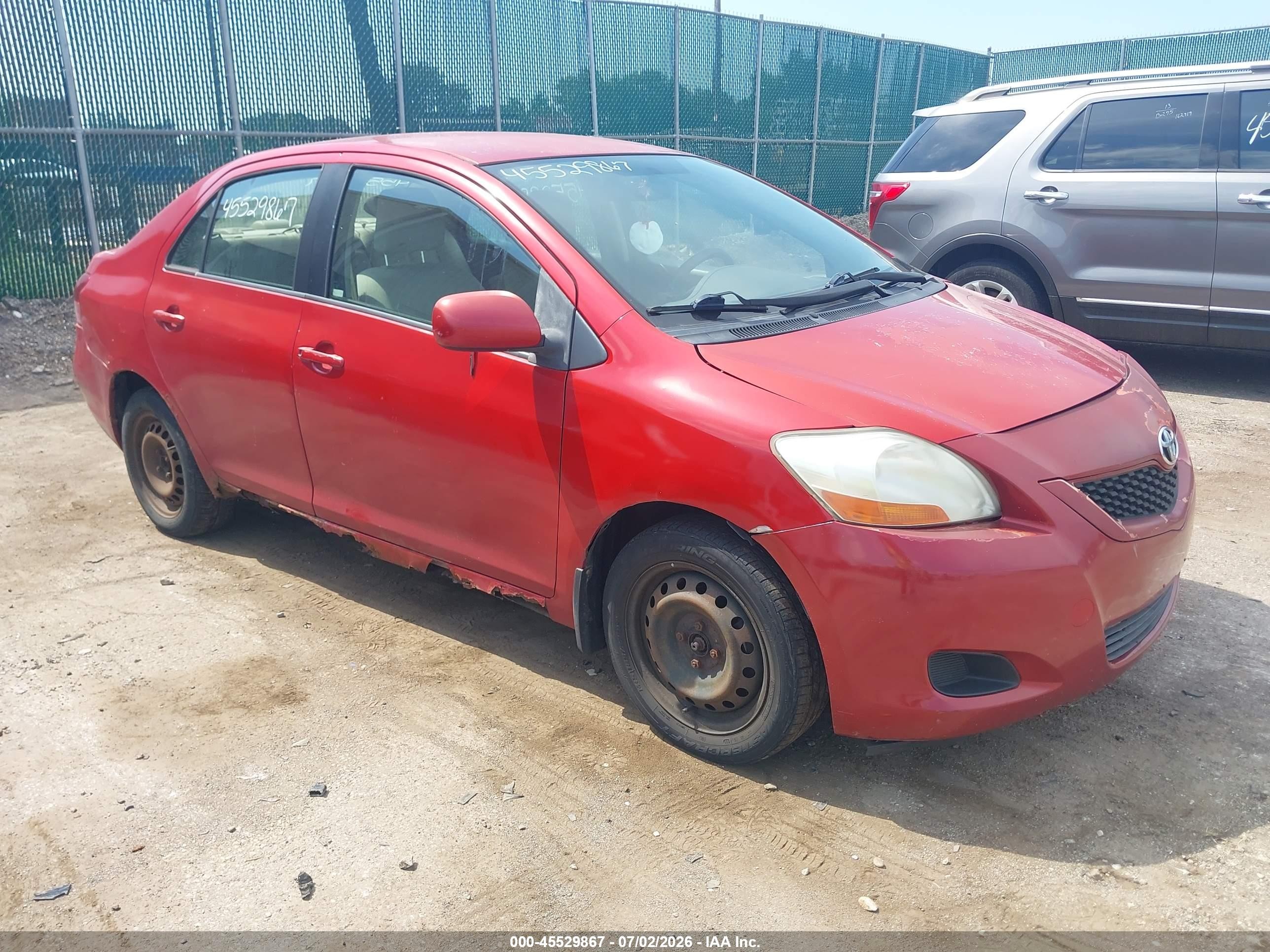 2007 Toyota Yaris   Красный vin: JTDBT923071158886