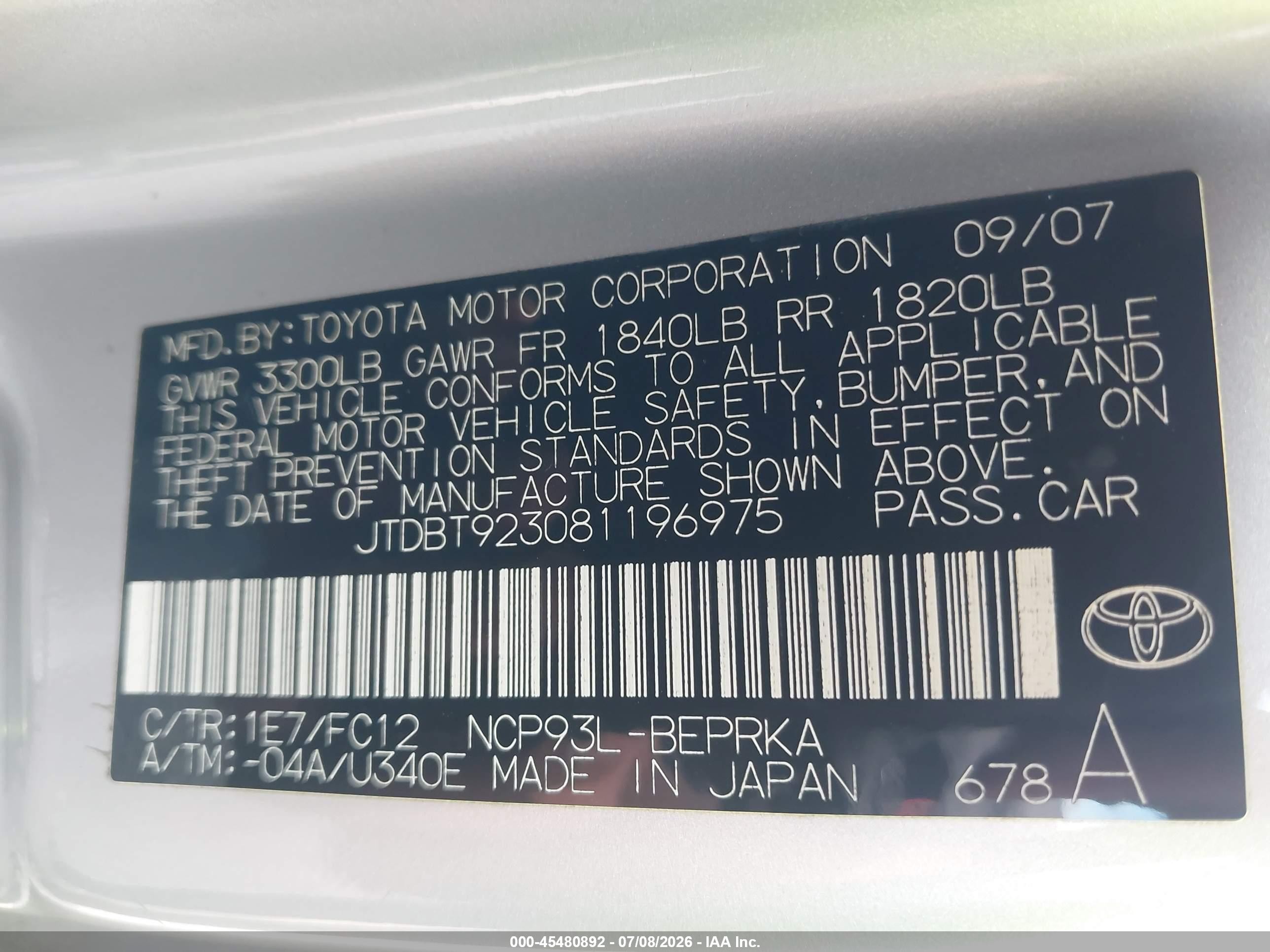 2008 Toyota Yaris   Серебряный vin: JTDBT923081196975