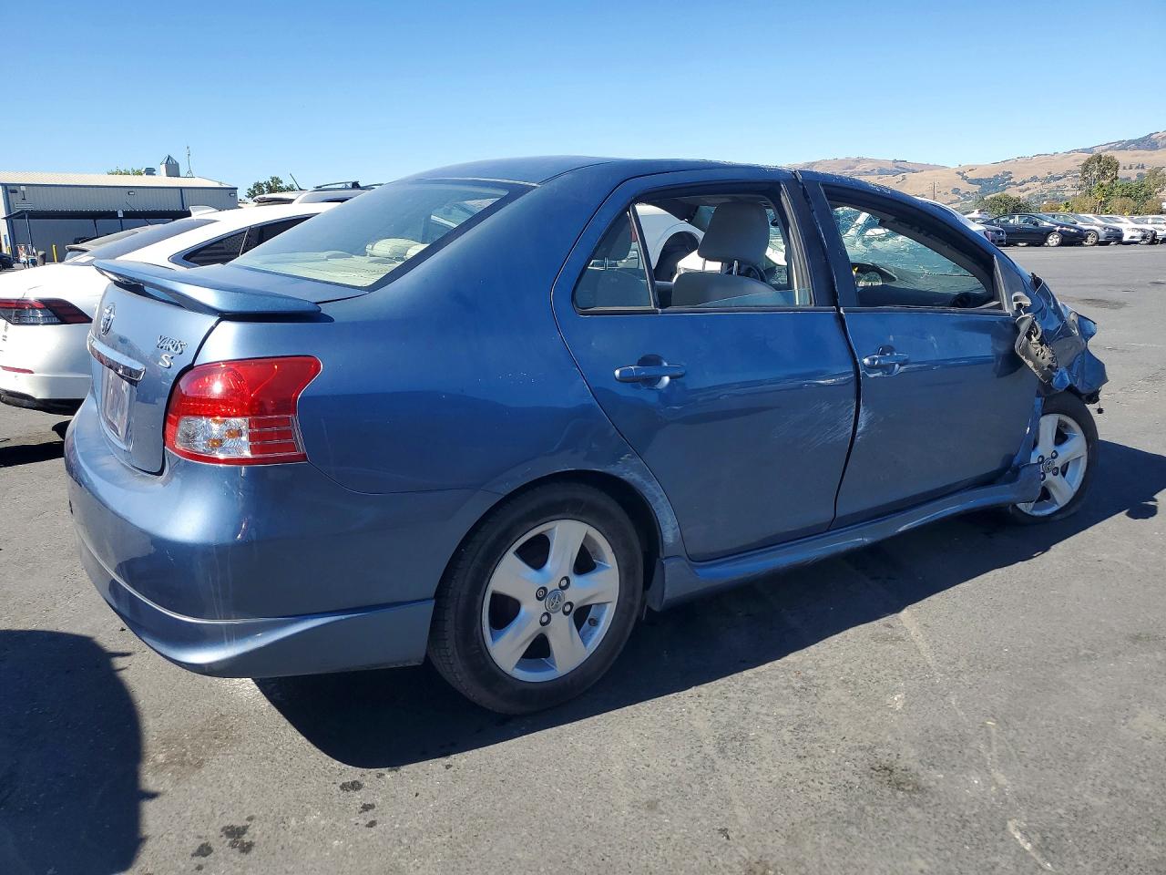 2008 Toyota Yaris S Blue vin: JTDBT923081217145