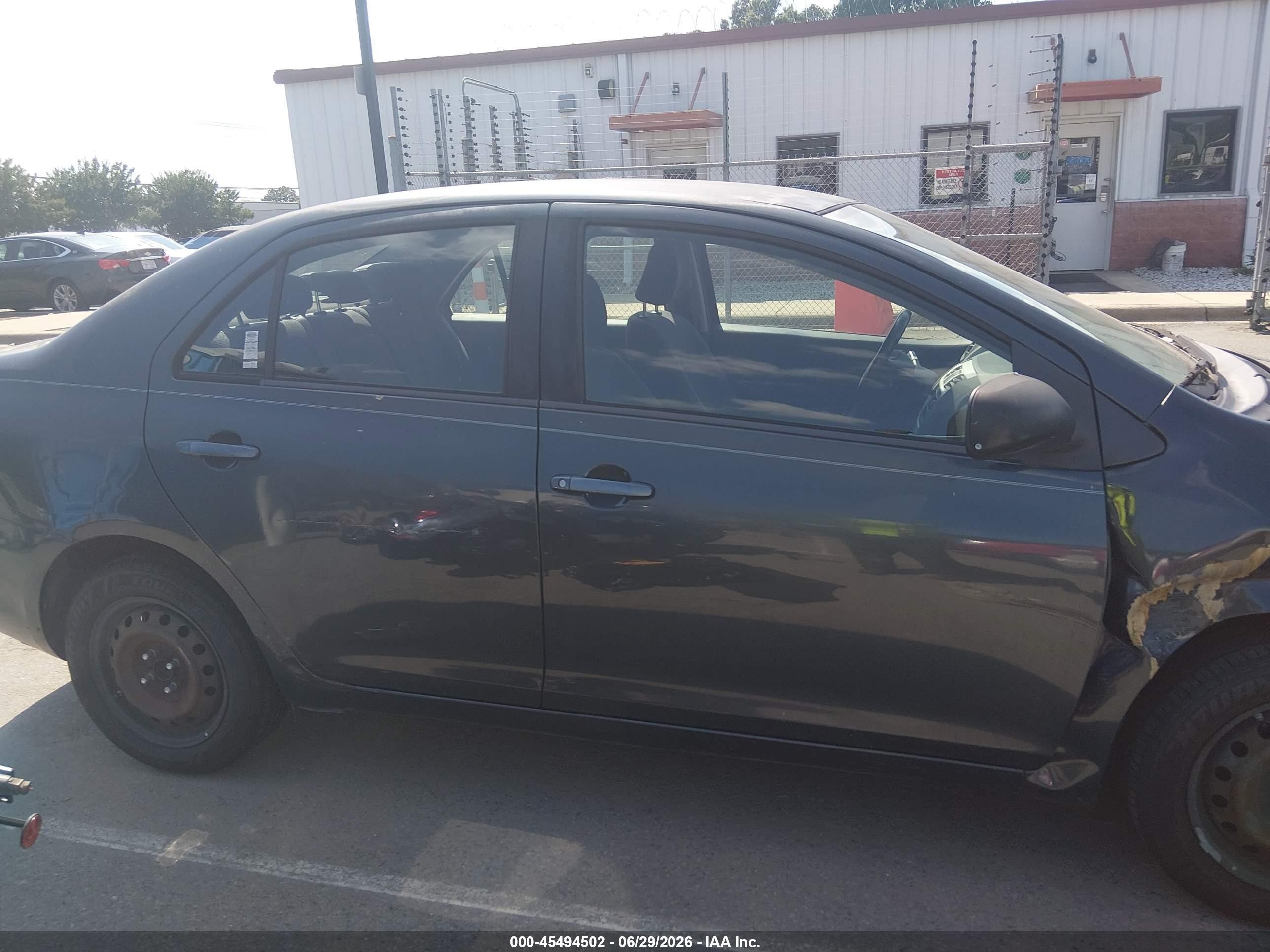 2008 Toyota Yaris Black vin: JTDBT923081230526