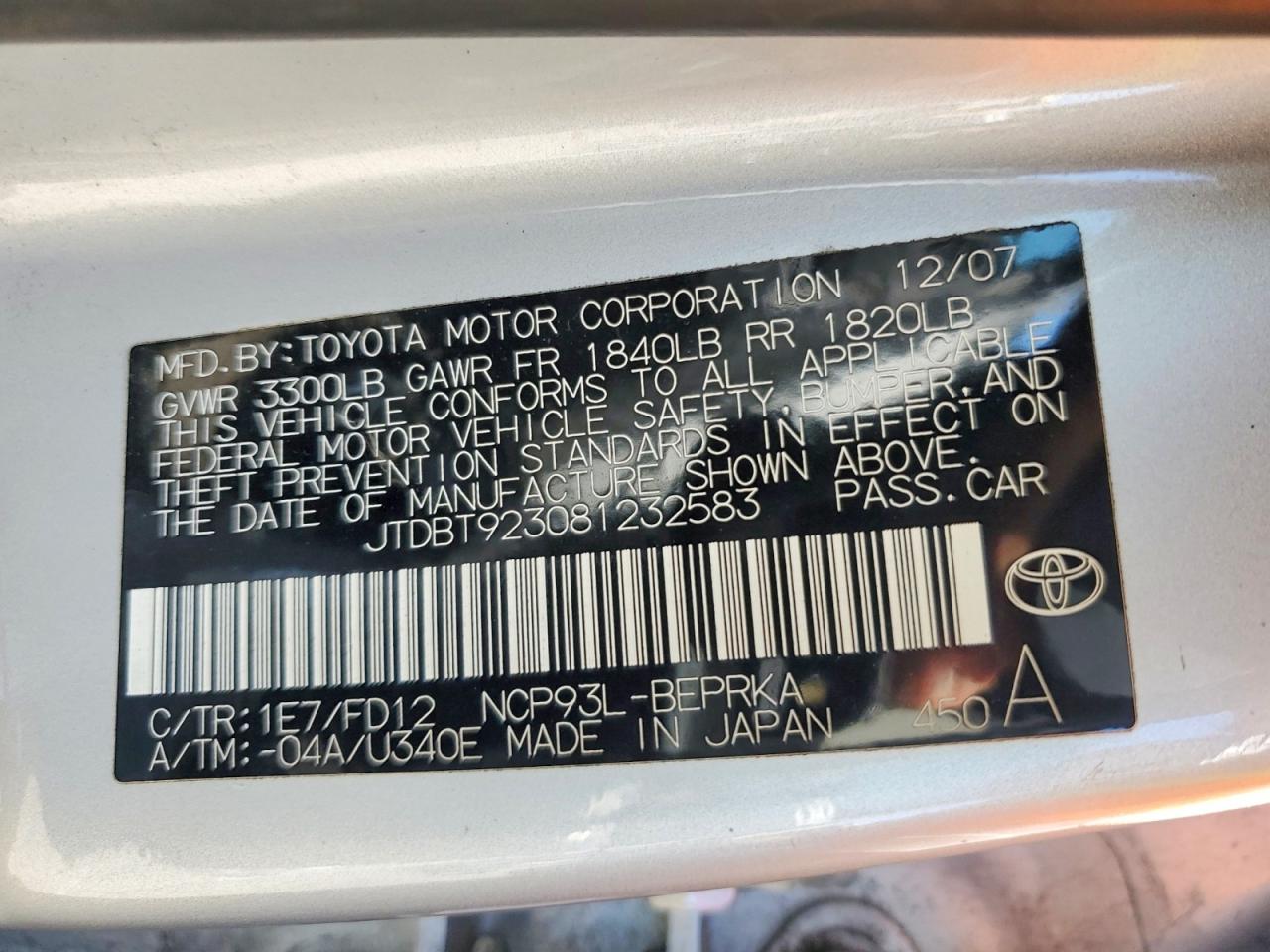 2008 Toyota Yaris Base Silver vin: JTDBT923081232583