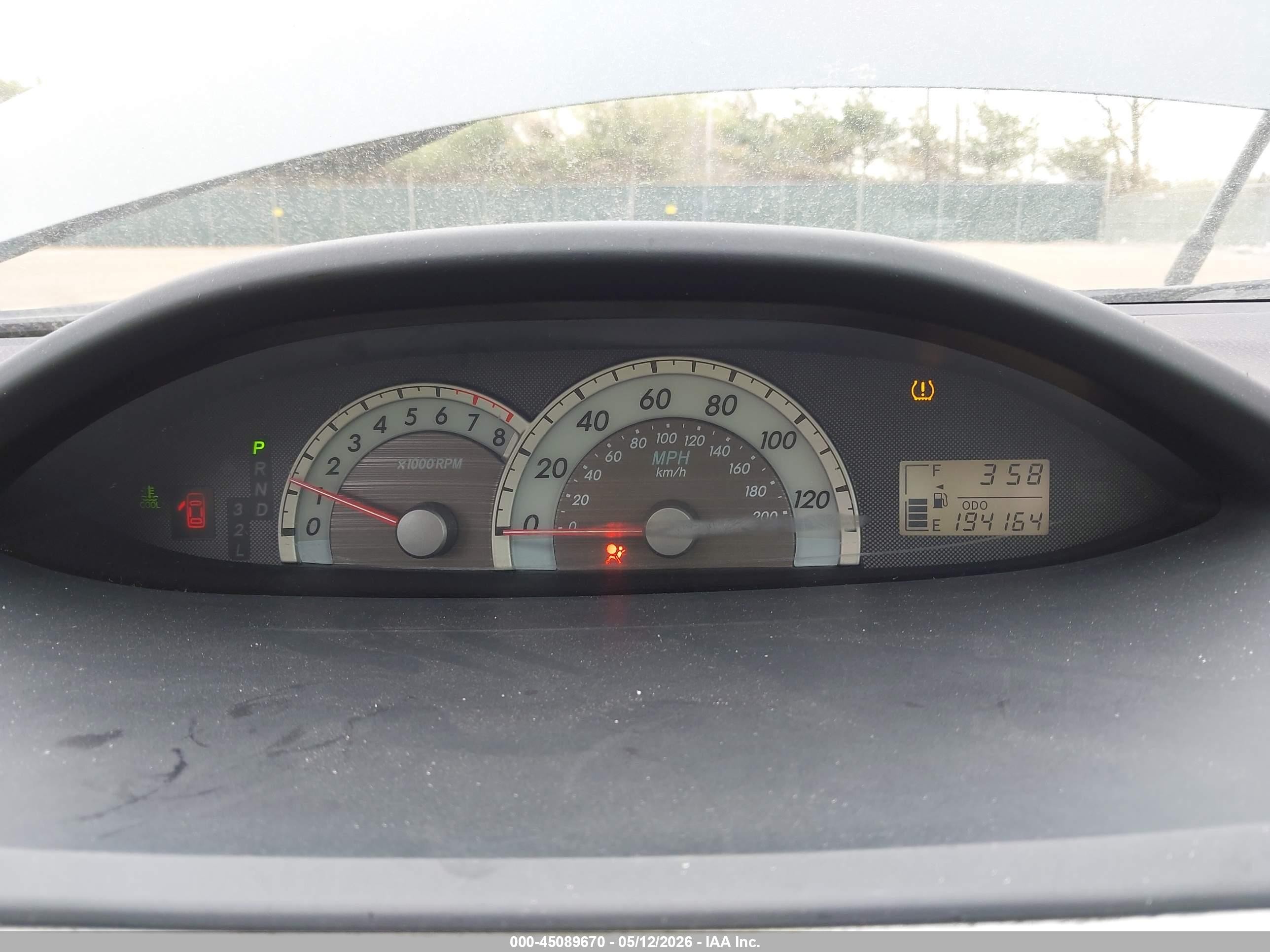 2008 Toyota Yaris   Gray vin: JTDBT923081260819
