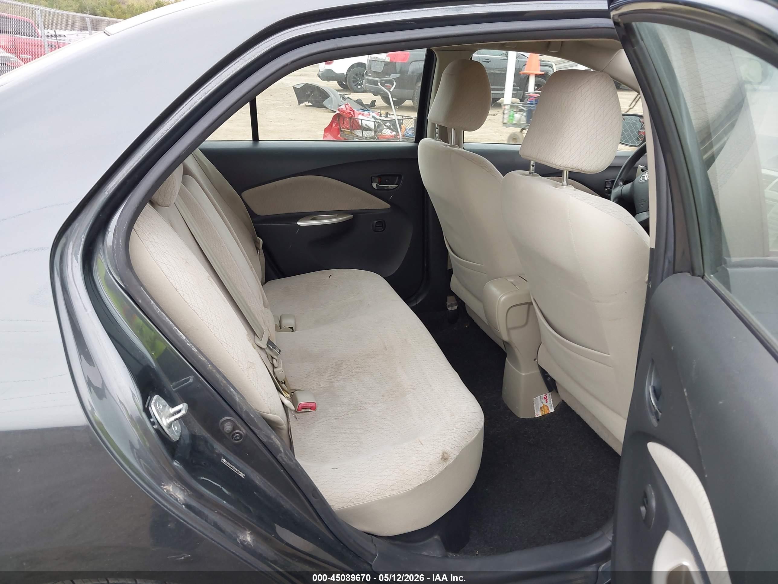 2008 Toyota Yaris   Gray vin: JTDBT923081260819