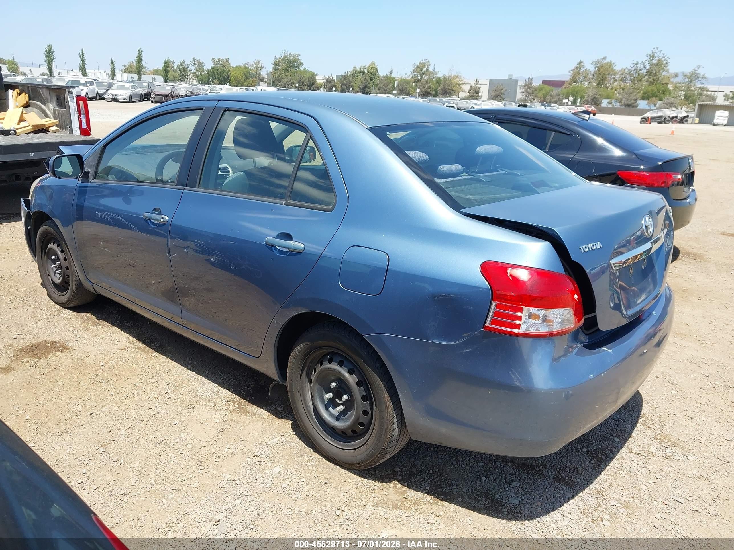 2008 Toyota Yaris   Light Blue vin: JTDBT923081265616