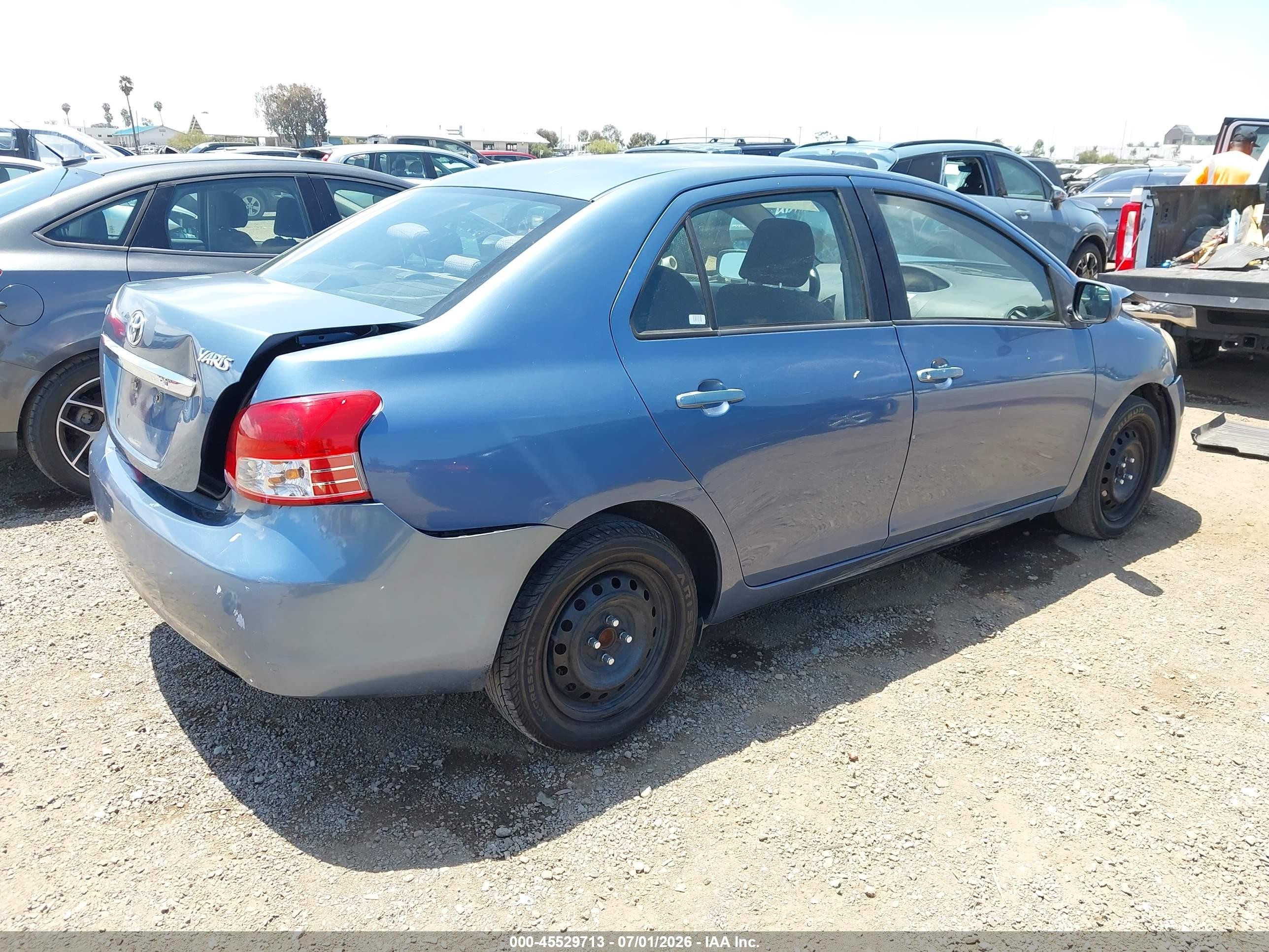 2008 Toyota Yaris   Light Blue vin: JTDBT923081265616