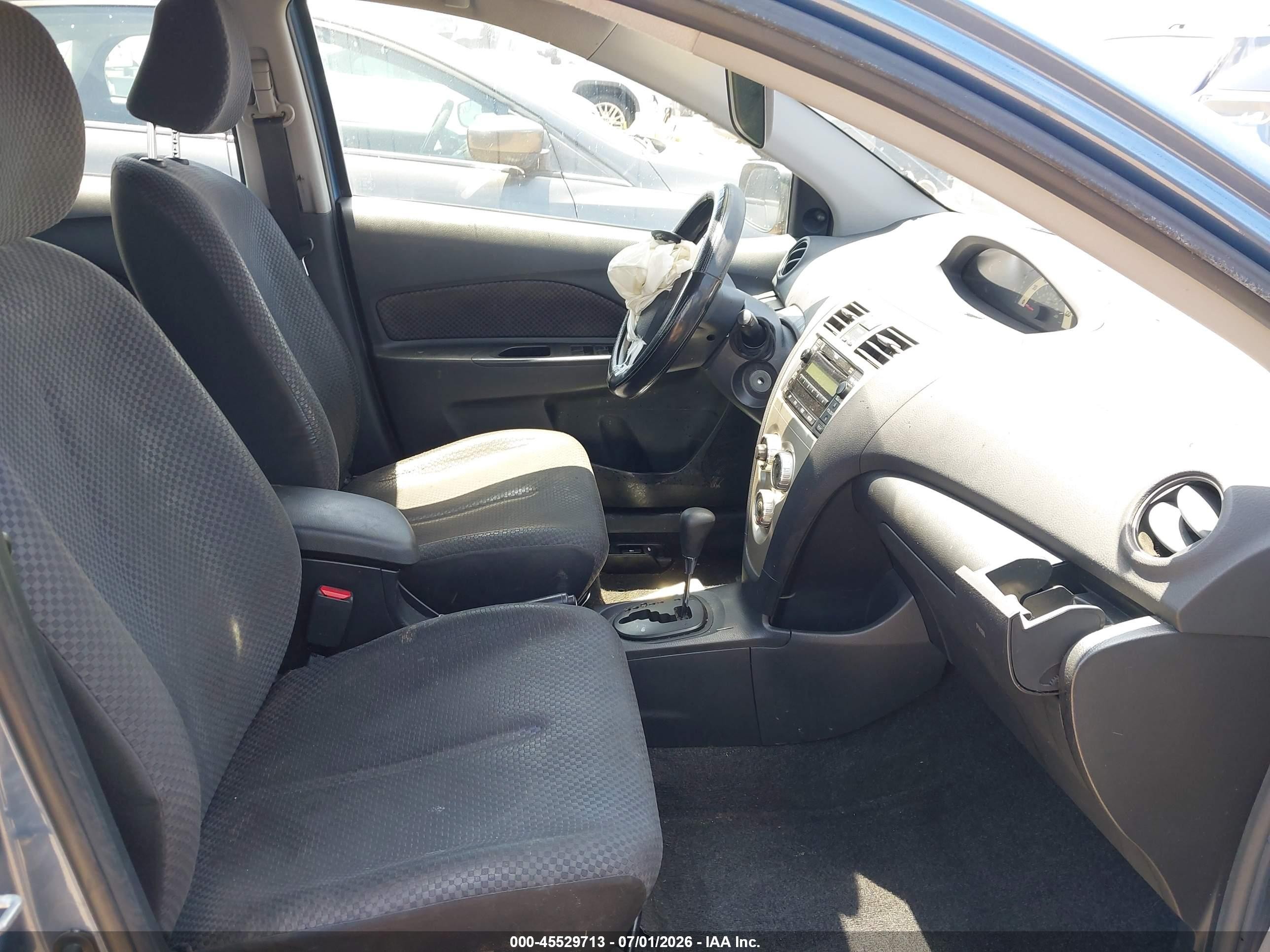 2008 Toyota Yaris   Light Blue vin: JTDBT923081265616