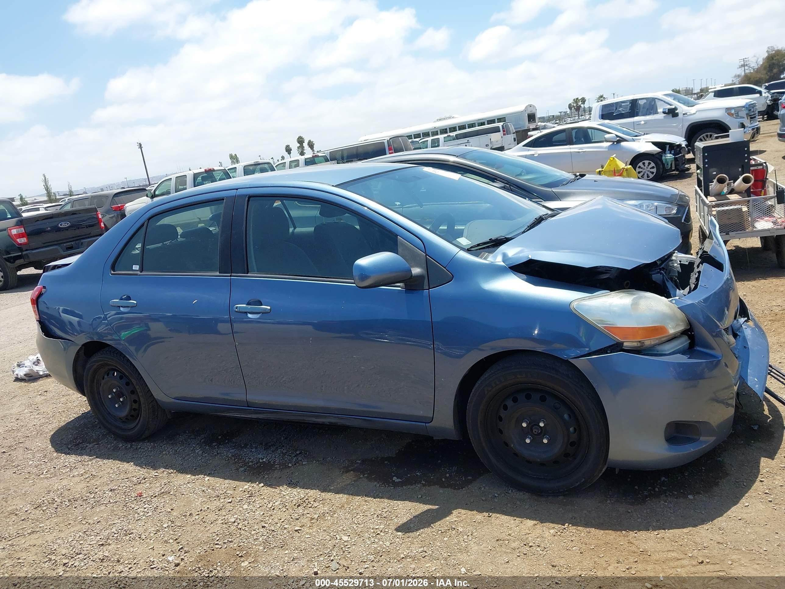 2008 Toyota Yaris   Light Blue vin: JTDBT923081265616