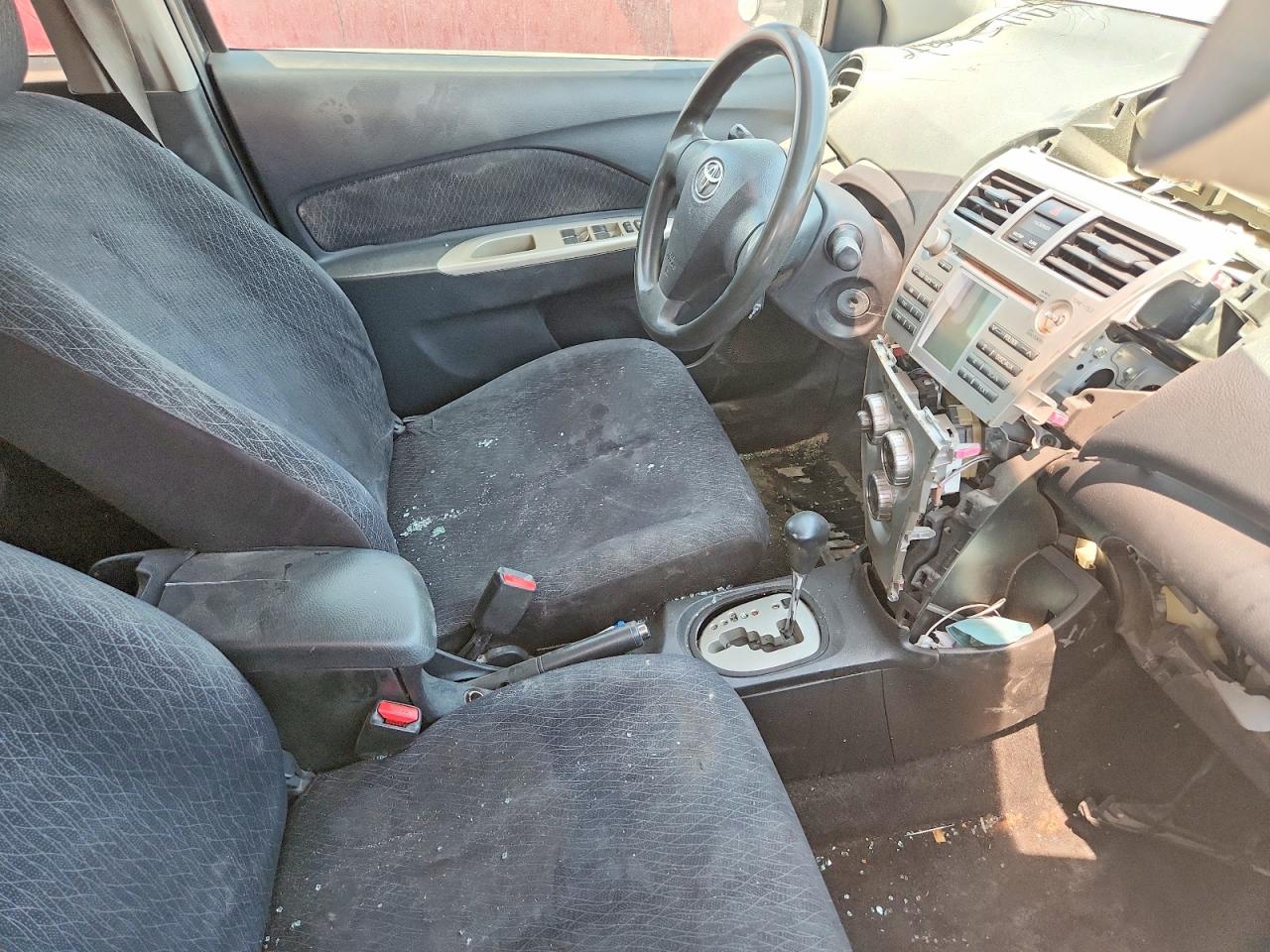 2008 Toyota Yaris Base Синий vin: JTDBT923081270802