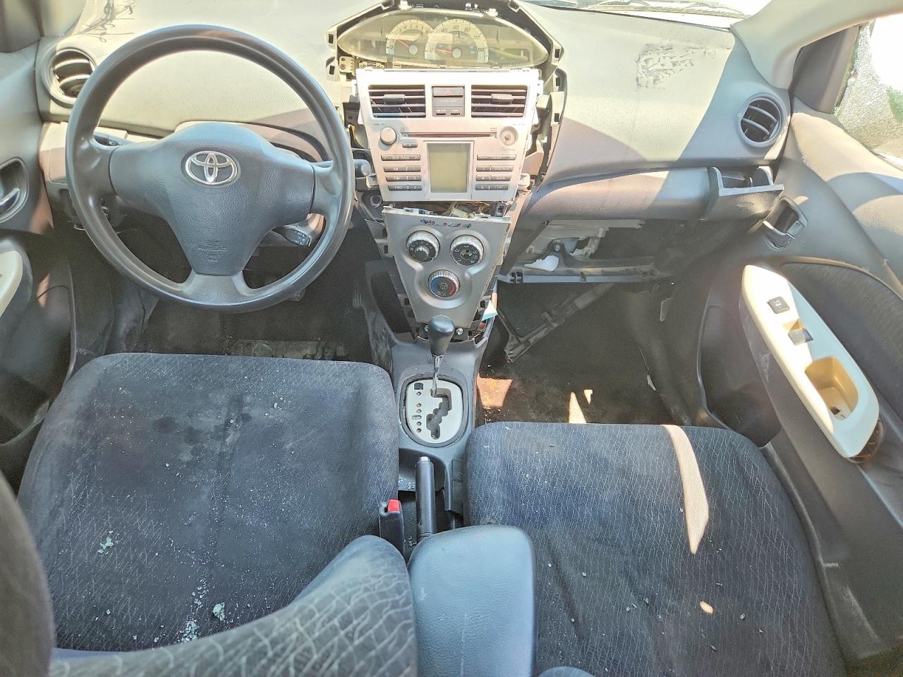 2008 Toyota Yaris Base Синий vin: JTDBT923081270802