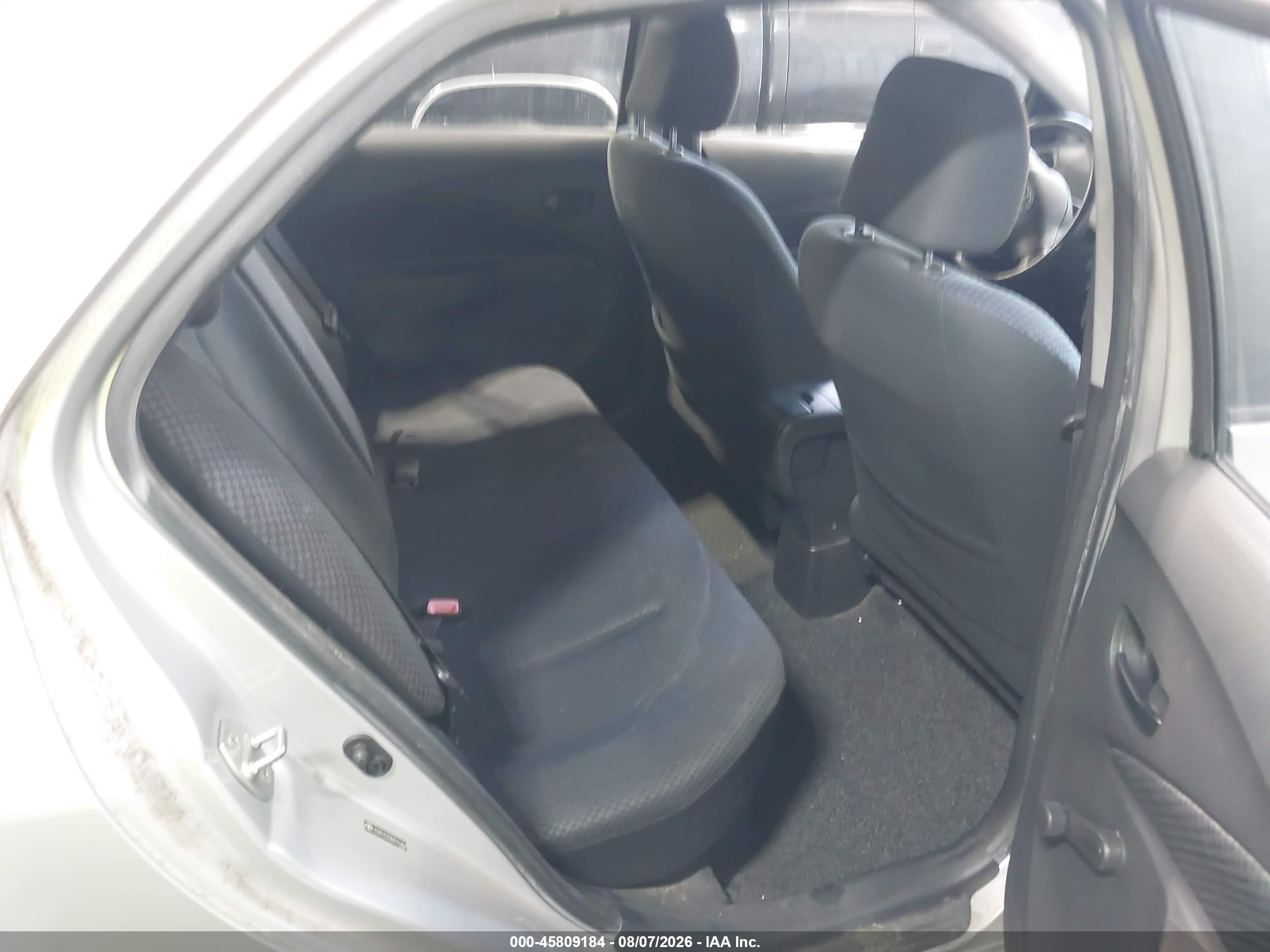 2008 Toyota Yaris   Gray vin: JTDBT923084037484
