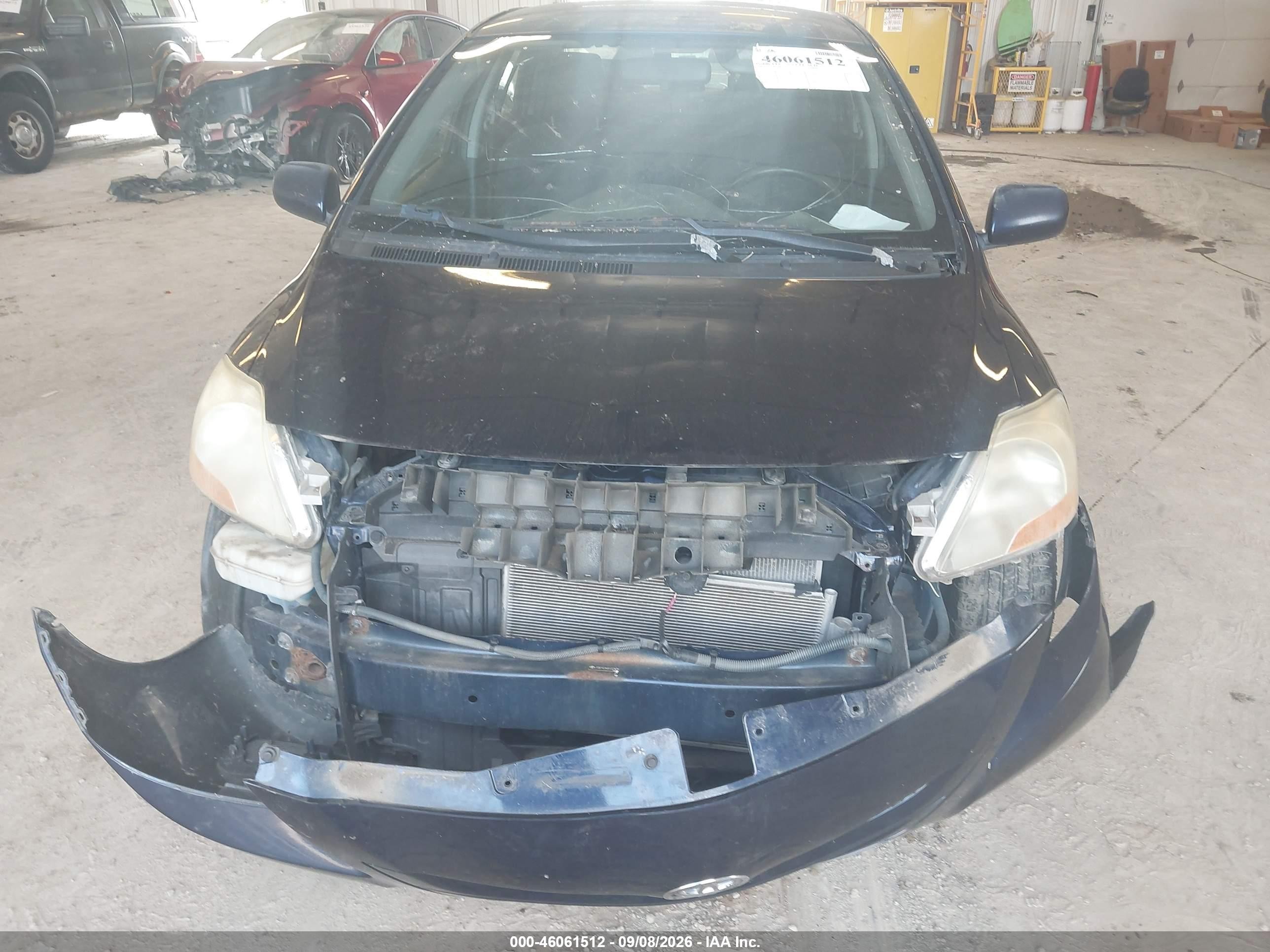 2008 Toyota Yaris   Blue vin: JTDBT923681237478