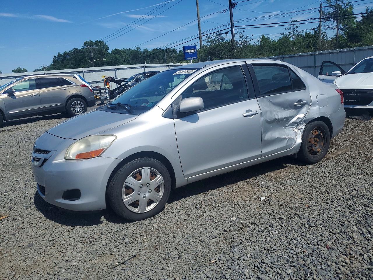 2008 Toyota Yaris Base Silver vin: JTDBT923881250488