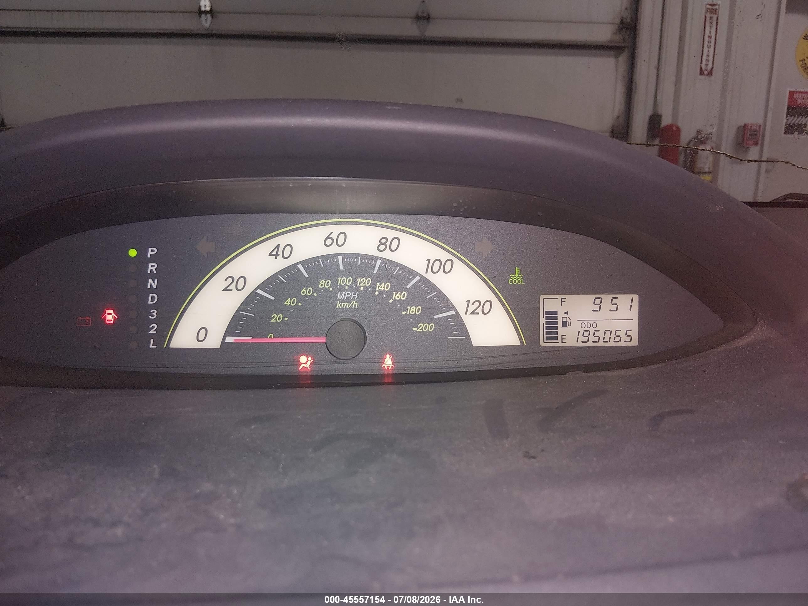 2008 Toyota Yaris   Blue vin: JTDBT923984036642