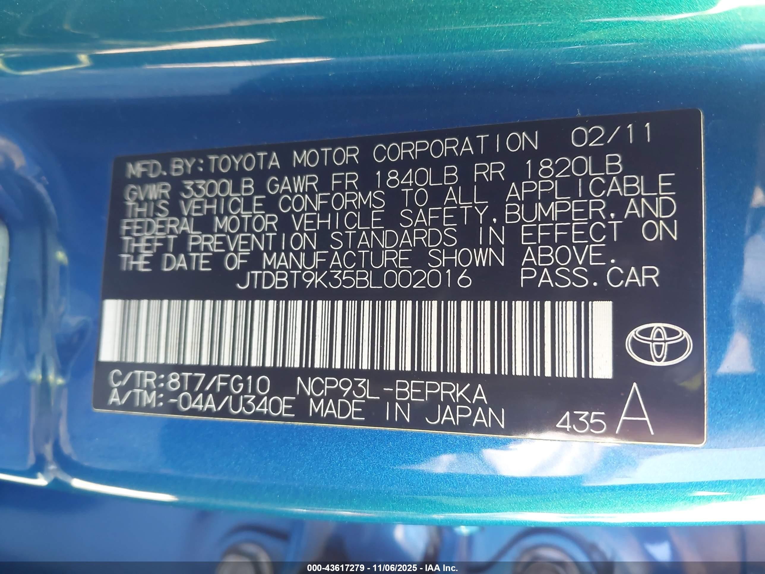 2011 Toyota Yaris   Blue vin: JTDBT9K35BL002016