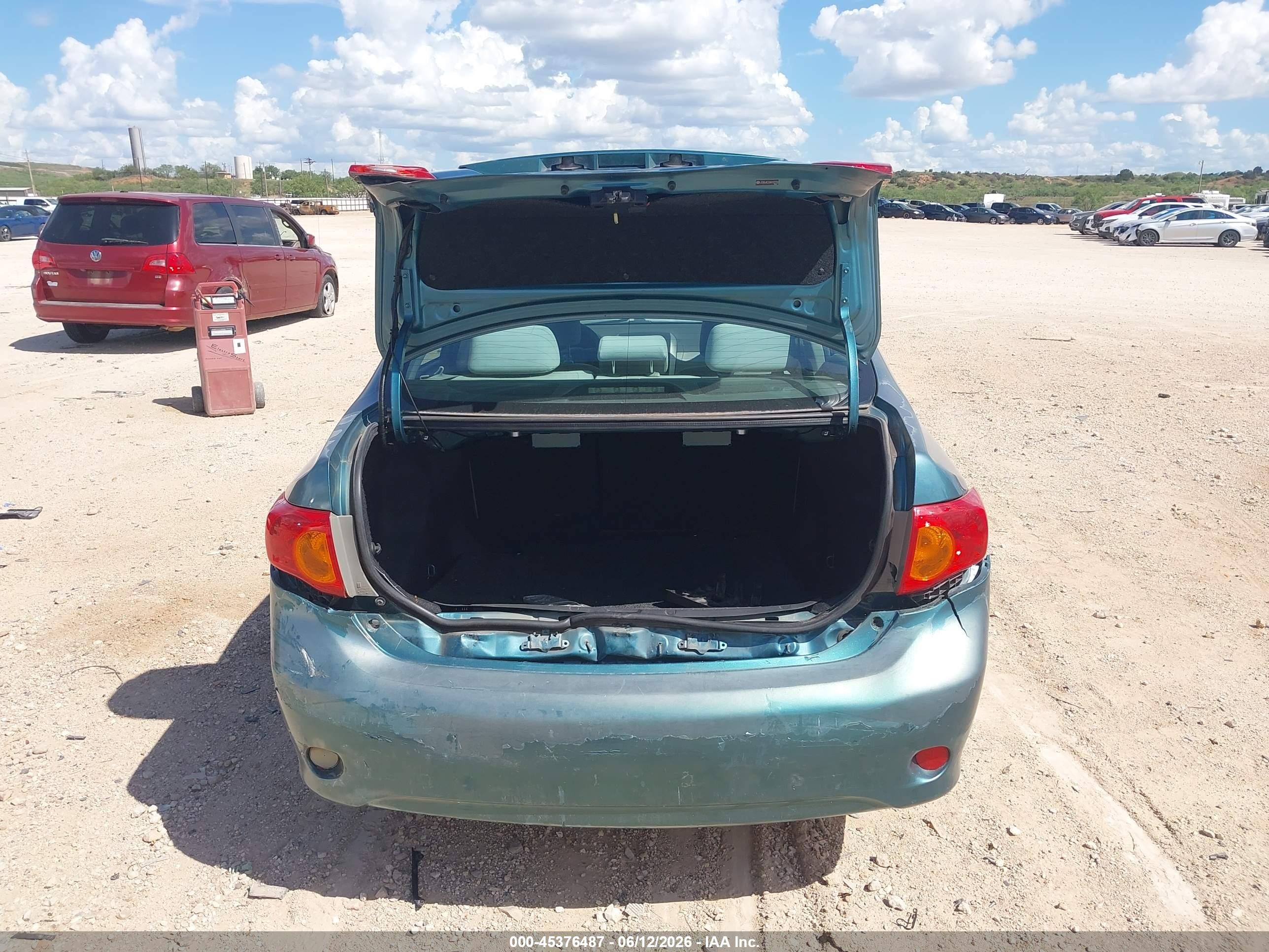 2010 Toyota Corolla Green vin: JTDBU4EE0A9102310