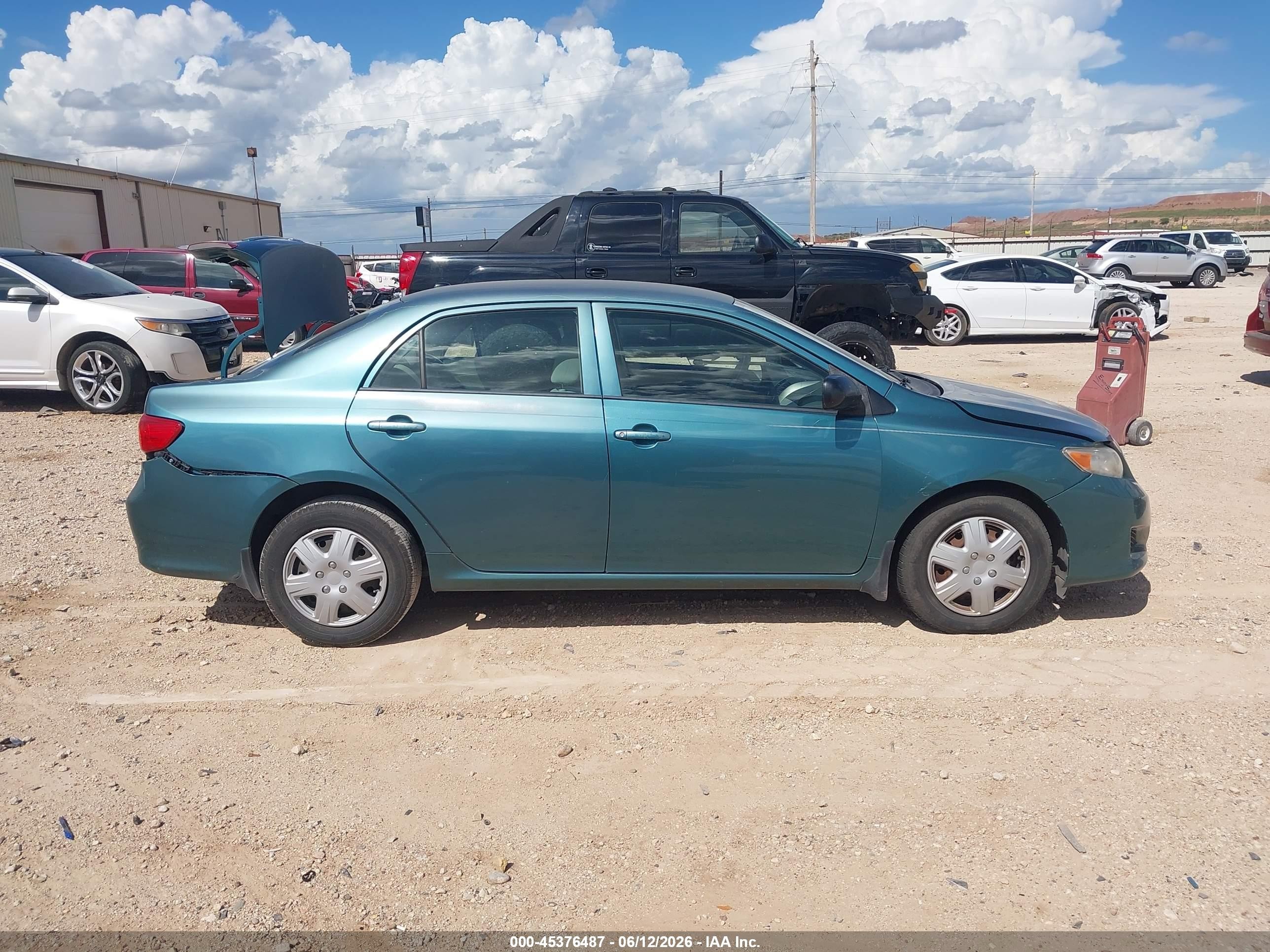 2010 Toyota Corolla Green vin: JTDBU4EE0A9102310