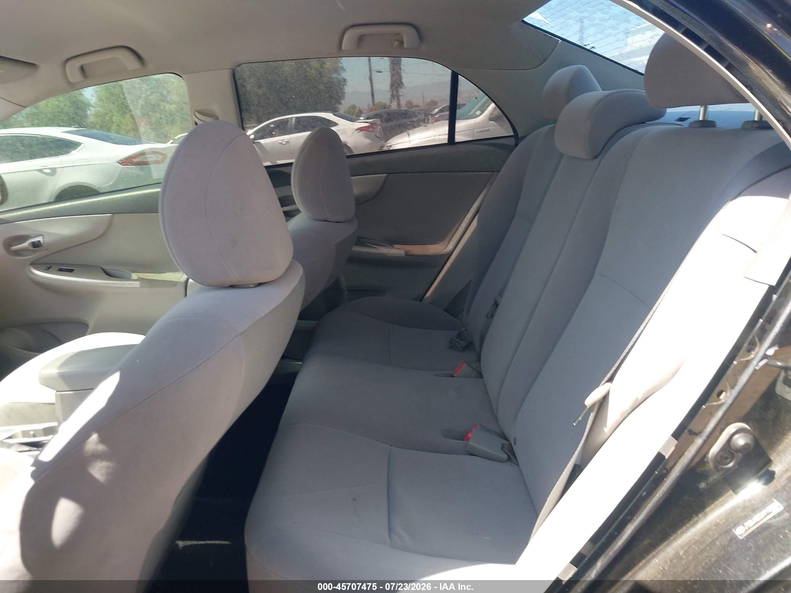 2010 Toyota Corolla Le Black vin: JTDBU4EE0A9109208