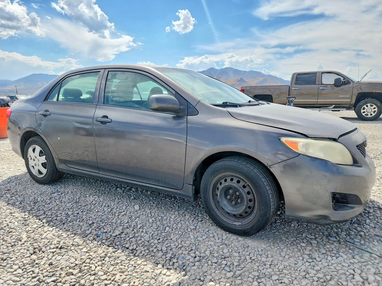 2010 Toyota Corolla Base Gray vin: JTDBU4EE0AJ058114