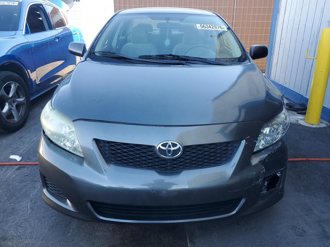 2010 Toyota Corolla Le Gray vin: JTDBU4EE0AJ062308