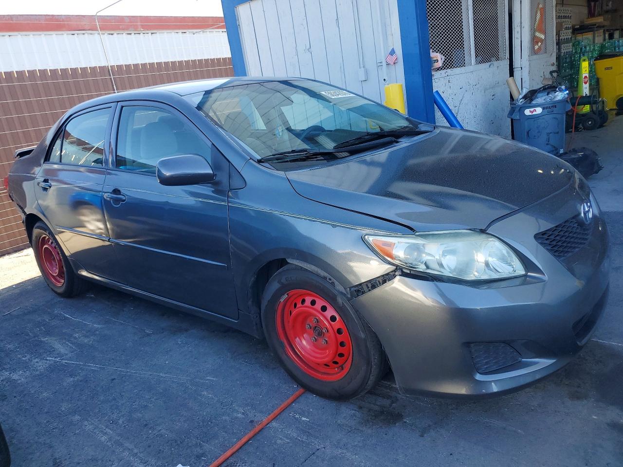 2010 Toyota Corolla Le Gray vin: JTDBU4EE0AJ062308