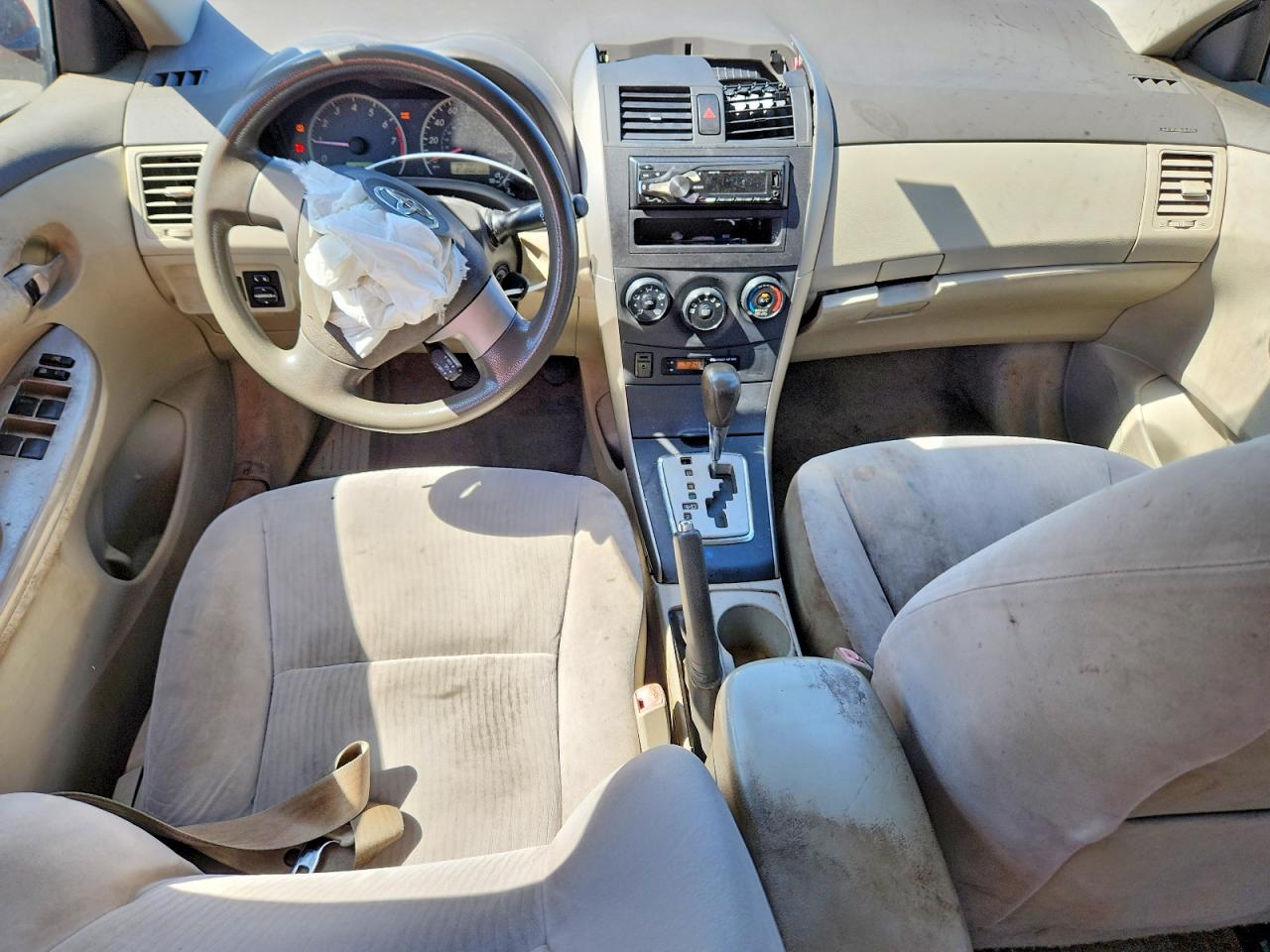 2010 Toyota Corolla Red vin: JTDBU4EE0AJ072191