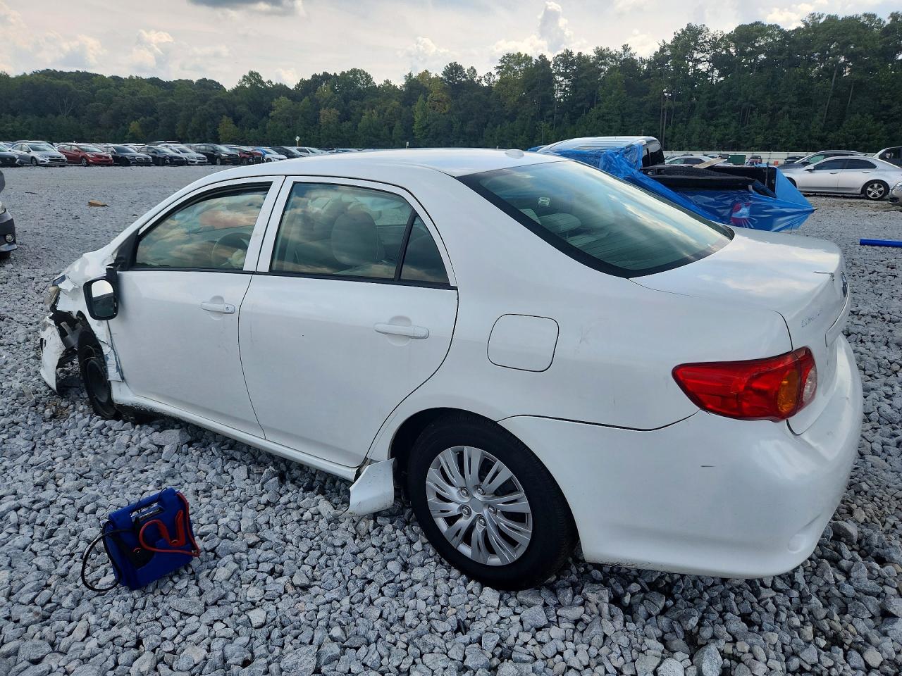 2010 Toyota Corolla Le Белый vin: JTDBU4EE0AJ087550