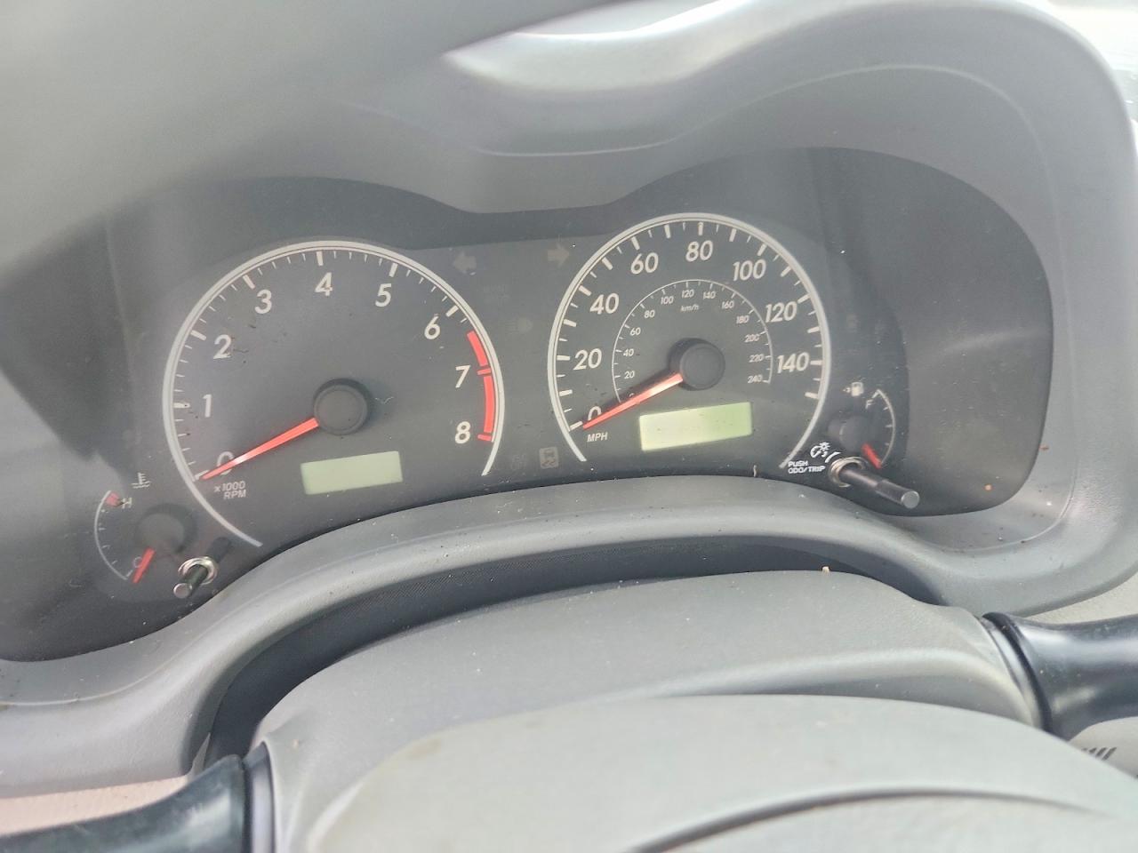 2010 Toyota Corolla Le Белый vin: JTDBU4EE0AJ087550