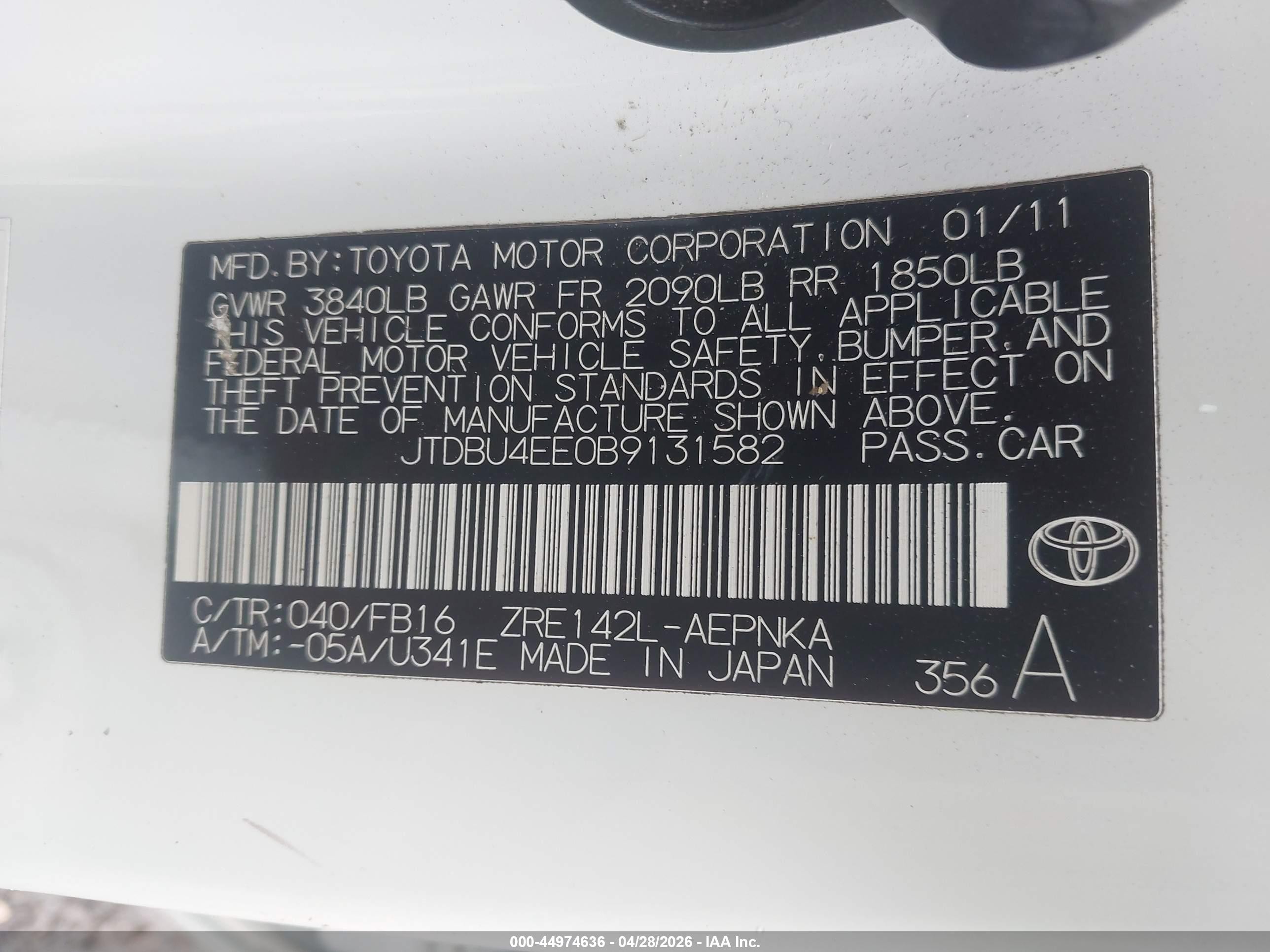 2011 Toyota Corolla Le White vin: JTDBU4EE0B9131582