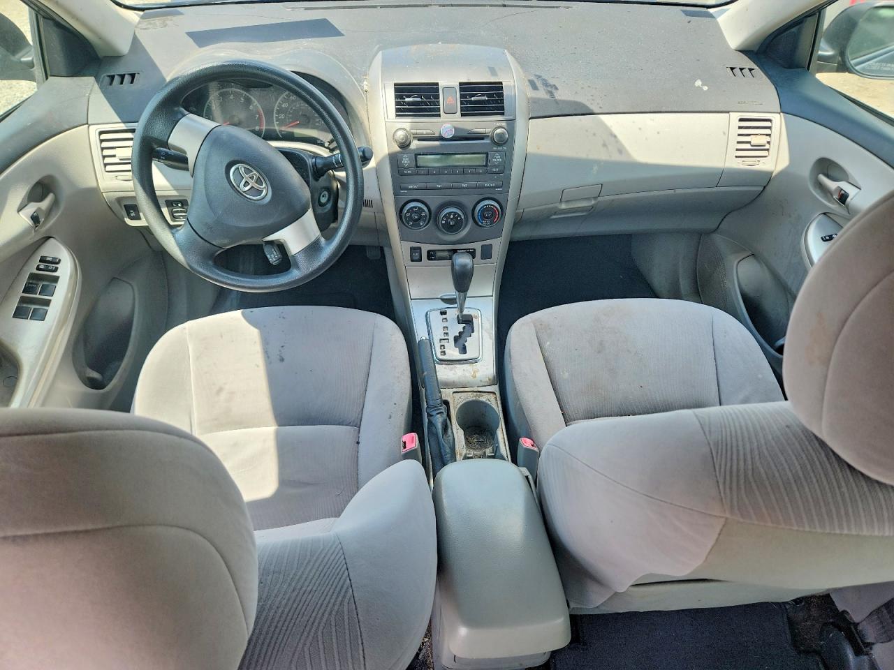 2011 Toyota Corolla Le Gray vin: JTDBU4EE0B9141836