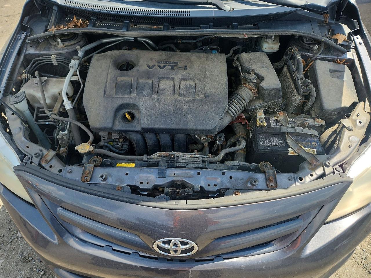 2011 Toyota Corolla Le Gray vin: JTDBU4EE0B9141836