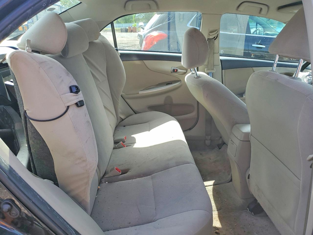 2011 Toyota Corolla Le Черный vin: JTDBU4EE0B9146759