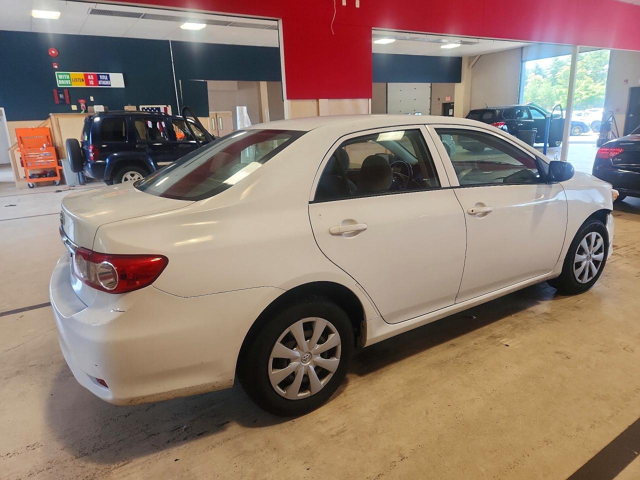2011 Toyota Corolla Base White vin: JTDBU4EE0B9148138