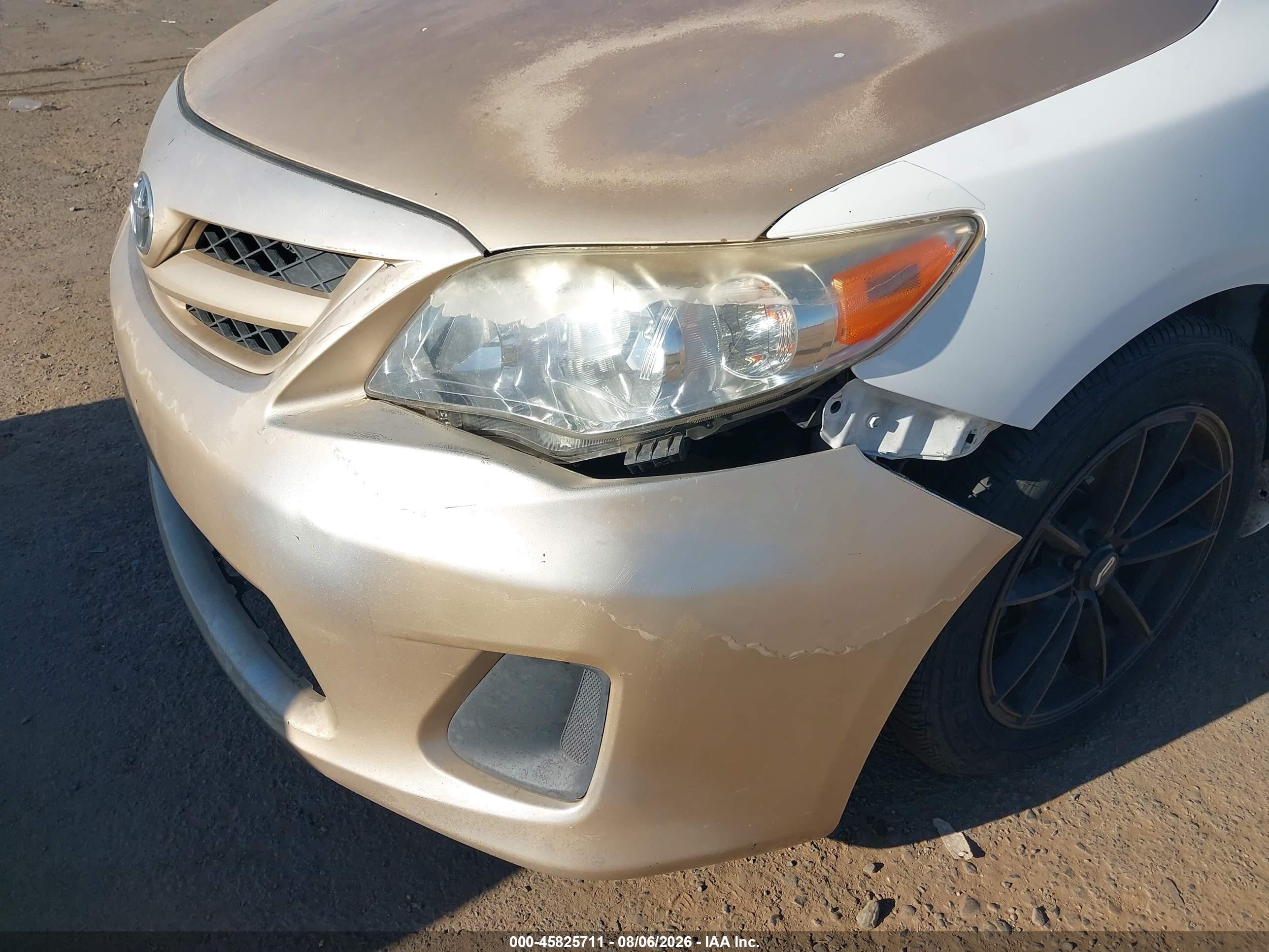 2011 Toyota Corolla Le Белый vin: JTDBU4EE0B9157048