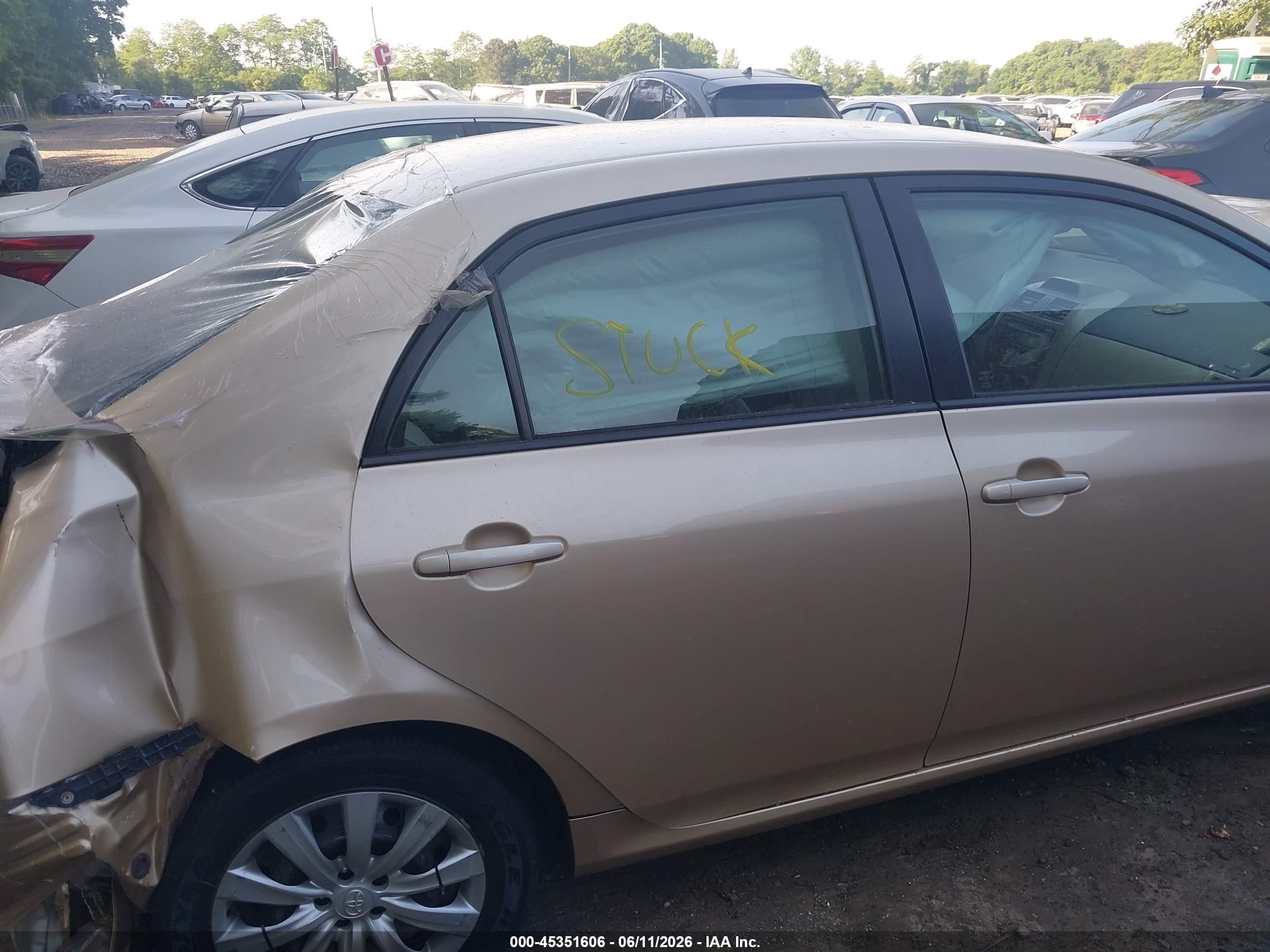 2012 Toyota Corolla Le Бежевый vin: JTDBU4EE0C9172120