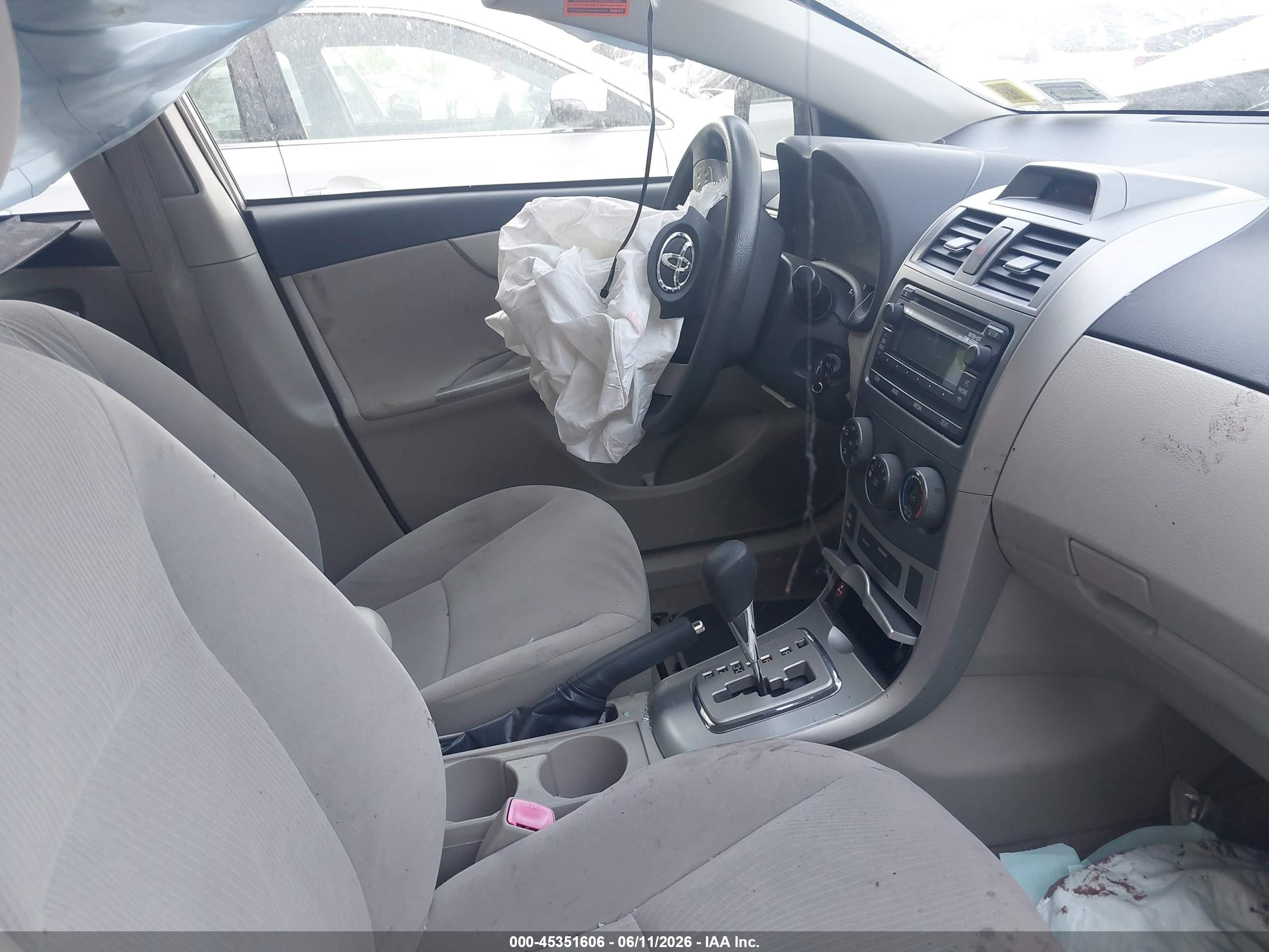 2012 Toyota Corolla Le Бежевый vin: JTDBU4EE0C9172120