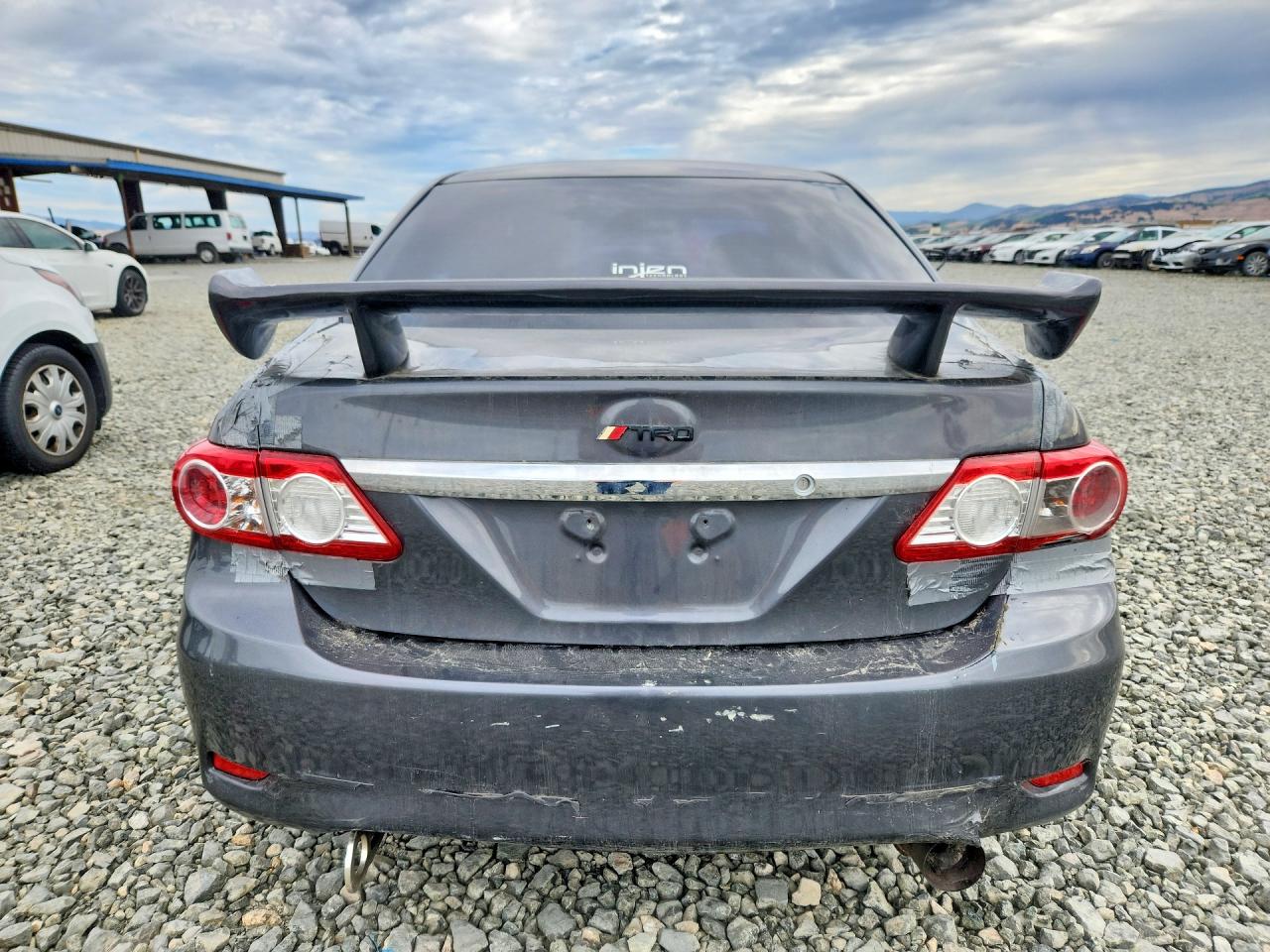 2013 Toyota Corolla Le Gray vin: JTDBU4EE0DJ112256