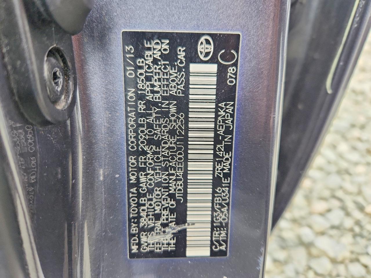 2013 Toyota Corolla Le Gray vin: JTDBU4EE0DJ112256