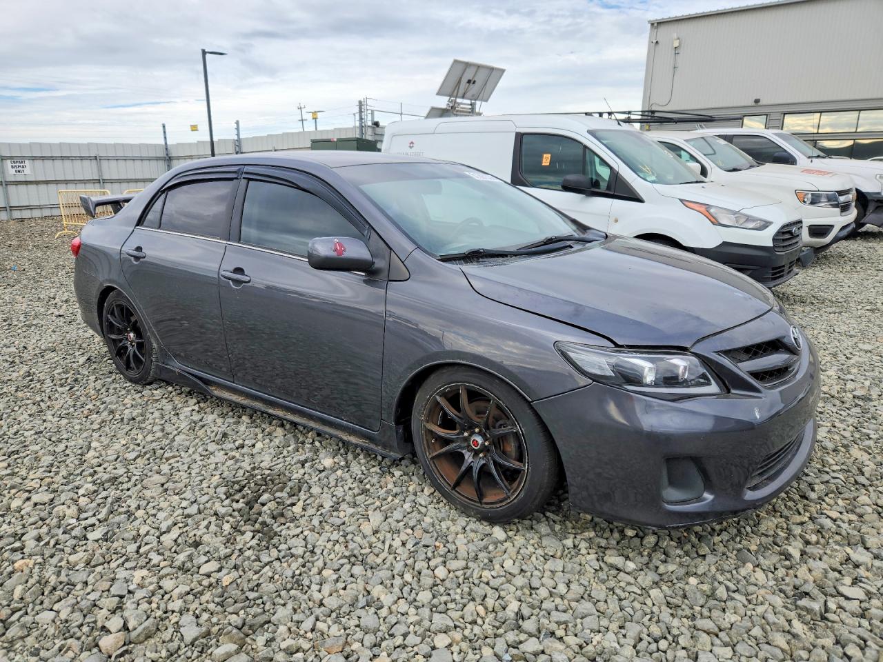 2013 Toyota Corolla Le Gray vin: JTDBU4EE0DJ112256